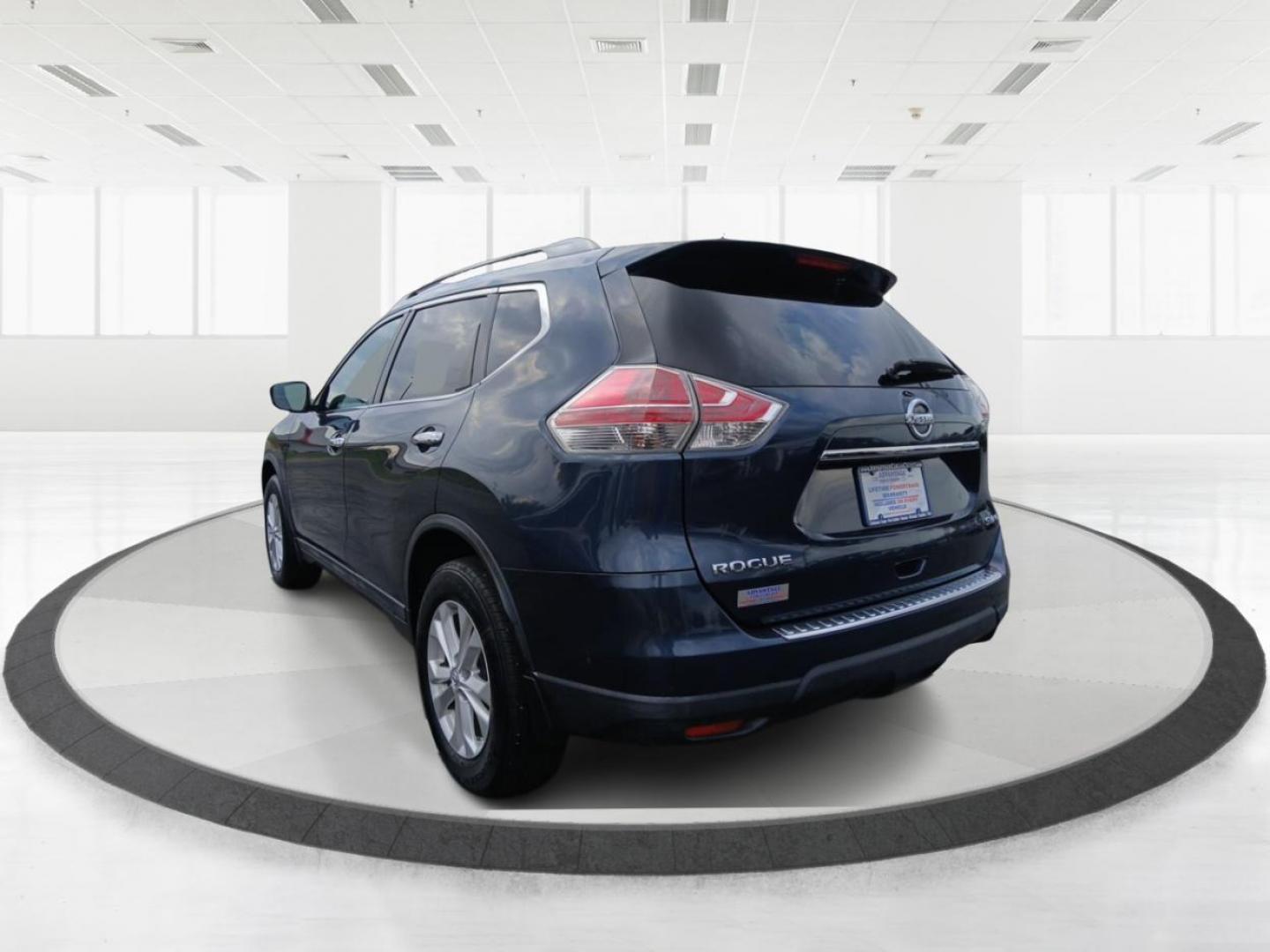 2015 Nissan Rogue SV AWD (5N1AT2MV6FC) with an 2.5L L4 DOHC 16V engine, Continuously Variable Transmission transmission, located at 1184 Kauffman Ave, Fairborn, OH, 45324, (937) 908-9800, 39.807072, -84.031563 - Photo#4