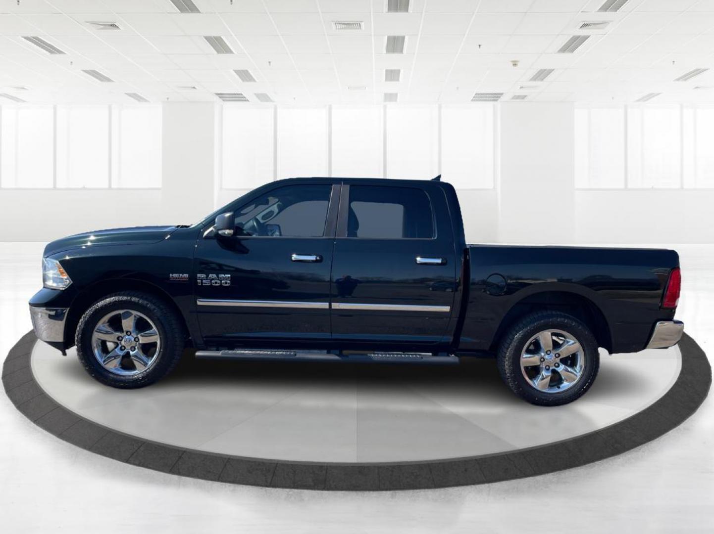 2015 Ram 1500 Big Horn (1C6RR7LT2FS) with an 3.6L V-6 DOHC engine, located at 4508 South Dixie Dr, Moraine, OH, 45439, (937) 908-9800, 39.807072, -84.031563 - Photo#5