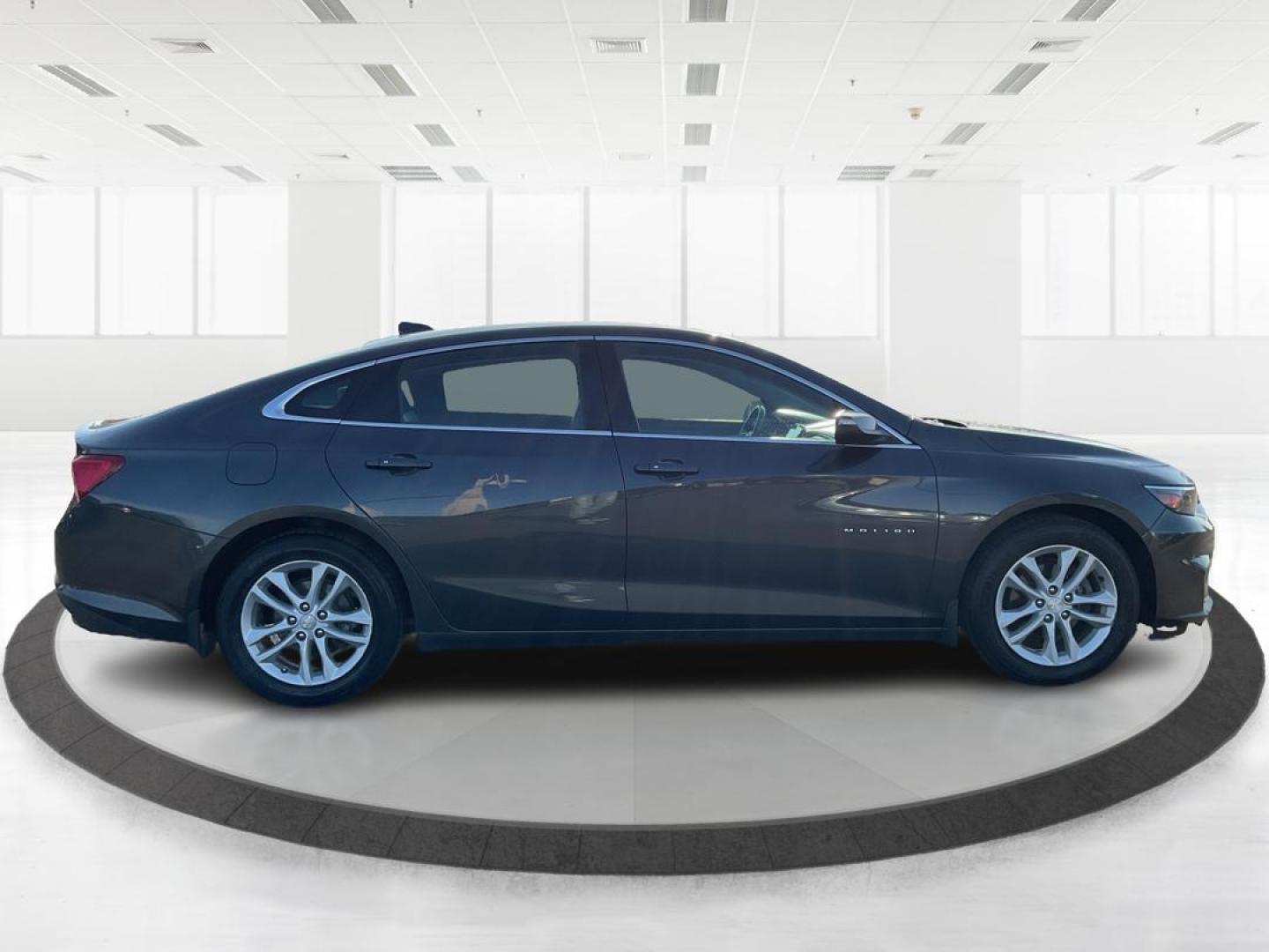 2016 Chevrolet Malibu 1LT (1G1ZE5ST9GF) with an ECOTEC 1.5L I-4 gasoline direct injection engine, located at 401 Woodman Dr, Riverside, OH, 45431, (937) 908-9800, 39.761024, -84.120956 - Photo#1