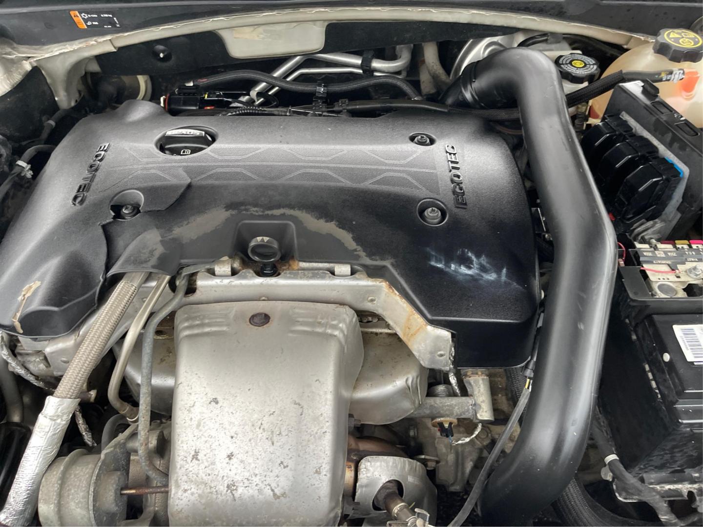 2016 Chevrolet Malibu Premier (1G1ZH5SX9GF) with an Other engine, located at 880 E. National Road, OH, 45377, (937) 908-9800, 39.891918, -84.183975 - Photo#10
