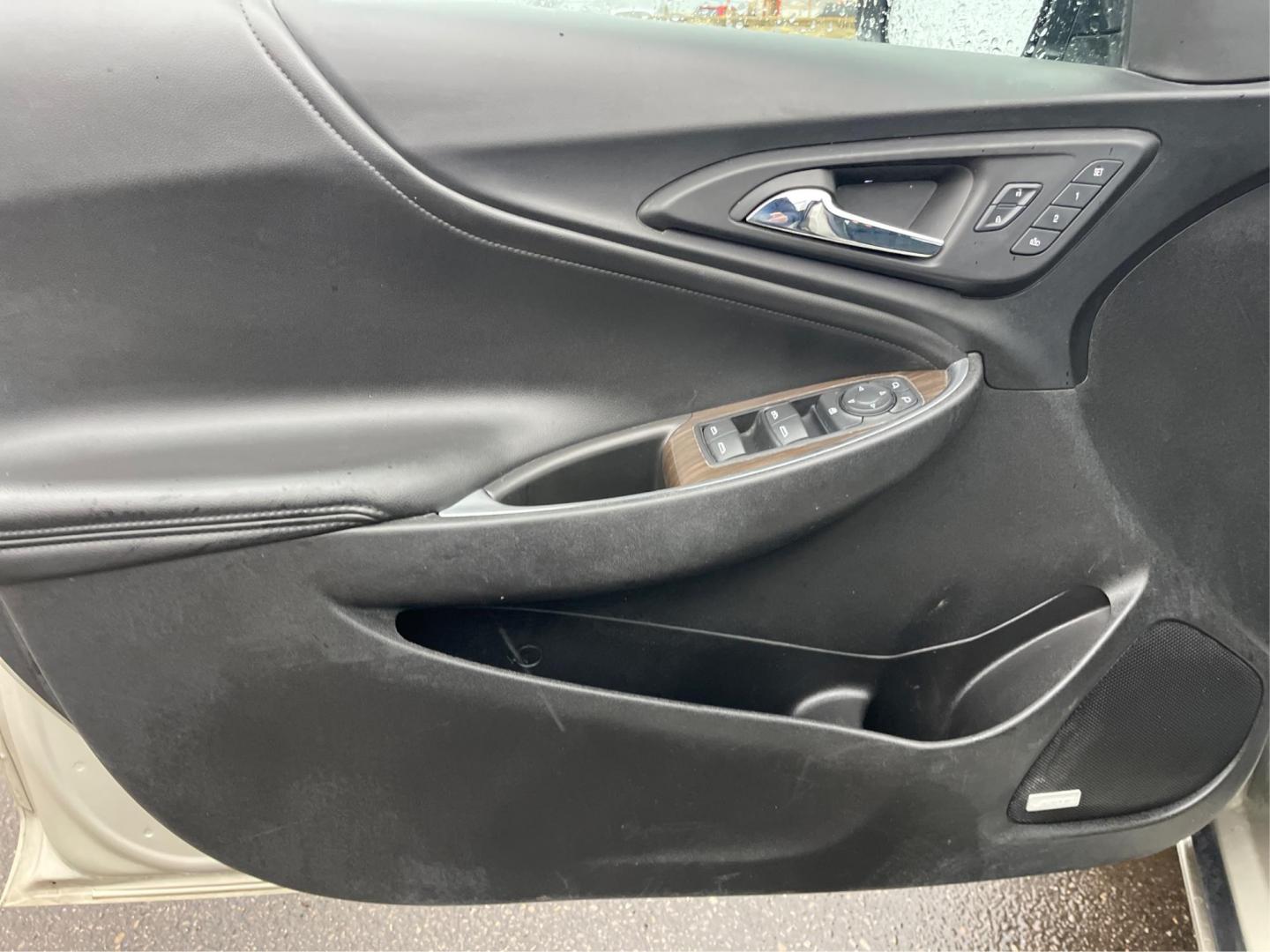 2016 Chevrolet Malibu Premier (1G1ZH5SX9GF) with an Other engine, located at 880 E. National Road, OH, 45377, (937) 908-9800, 39.891918, -84.183975 - Photo#19