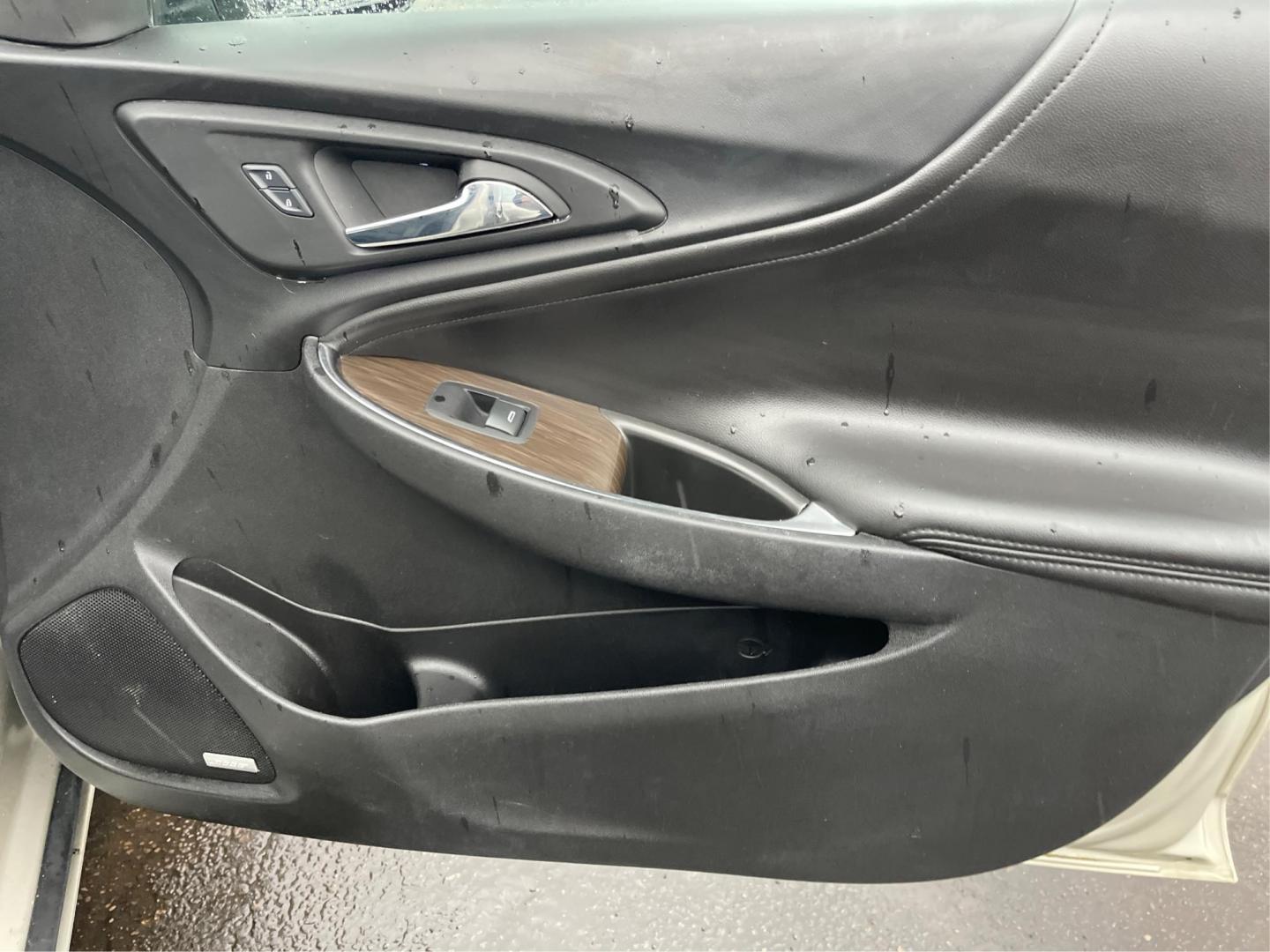 2016 Chevrolet Malibu Premier (1G1ZH5SX9GF) with an Other engine, located at 880 E. National Road, OH, 45377, (937) 908-9800, 39.891918, -84.183975 - Photo#20