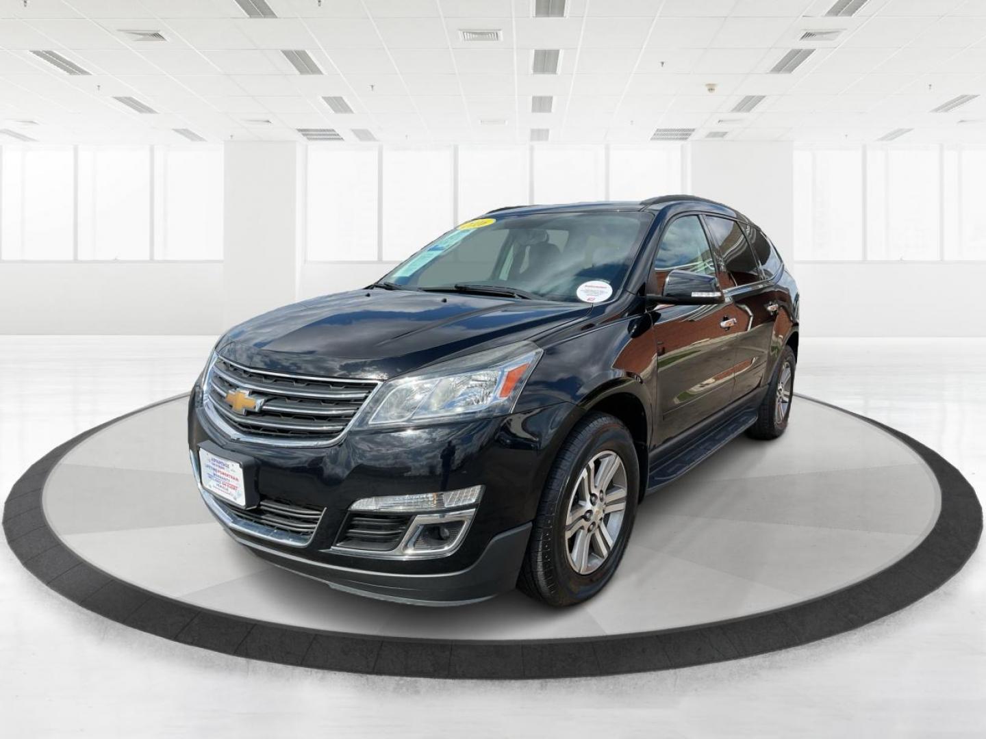 2016 Chevrolet Traverse 1LT (1GNKRGKD2GJ) with an 3.6L V-6 gasoline direct injection engine, located at 4508 South Dixie Dr, Moraine, OH, 45439, (937) 908-9800, 39.807072, -84.031563 - Photo#7