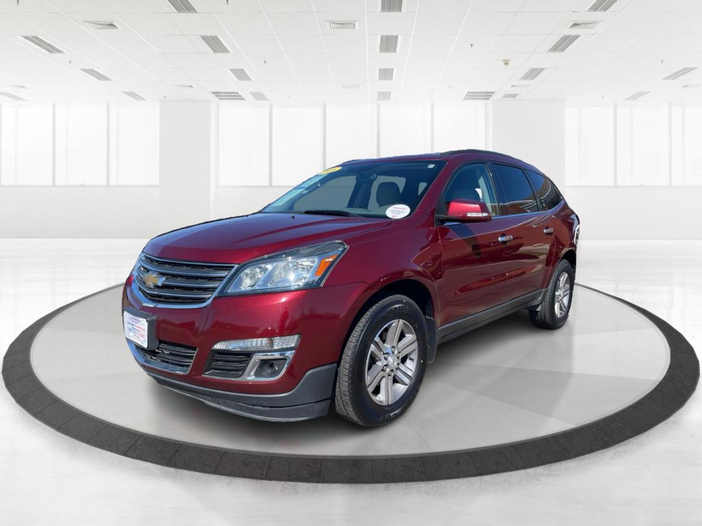 2016 Chevrolet Traverse 2LT (1GNKVHKD2GJ) with an 3.6L V-6 gasoline direct injection engine, located at 1099 N County Rd 25A , Troy, OH, 45373, (937) 908-9800, 40.057041, -84.215462 - Photo#7