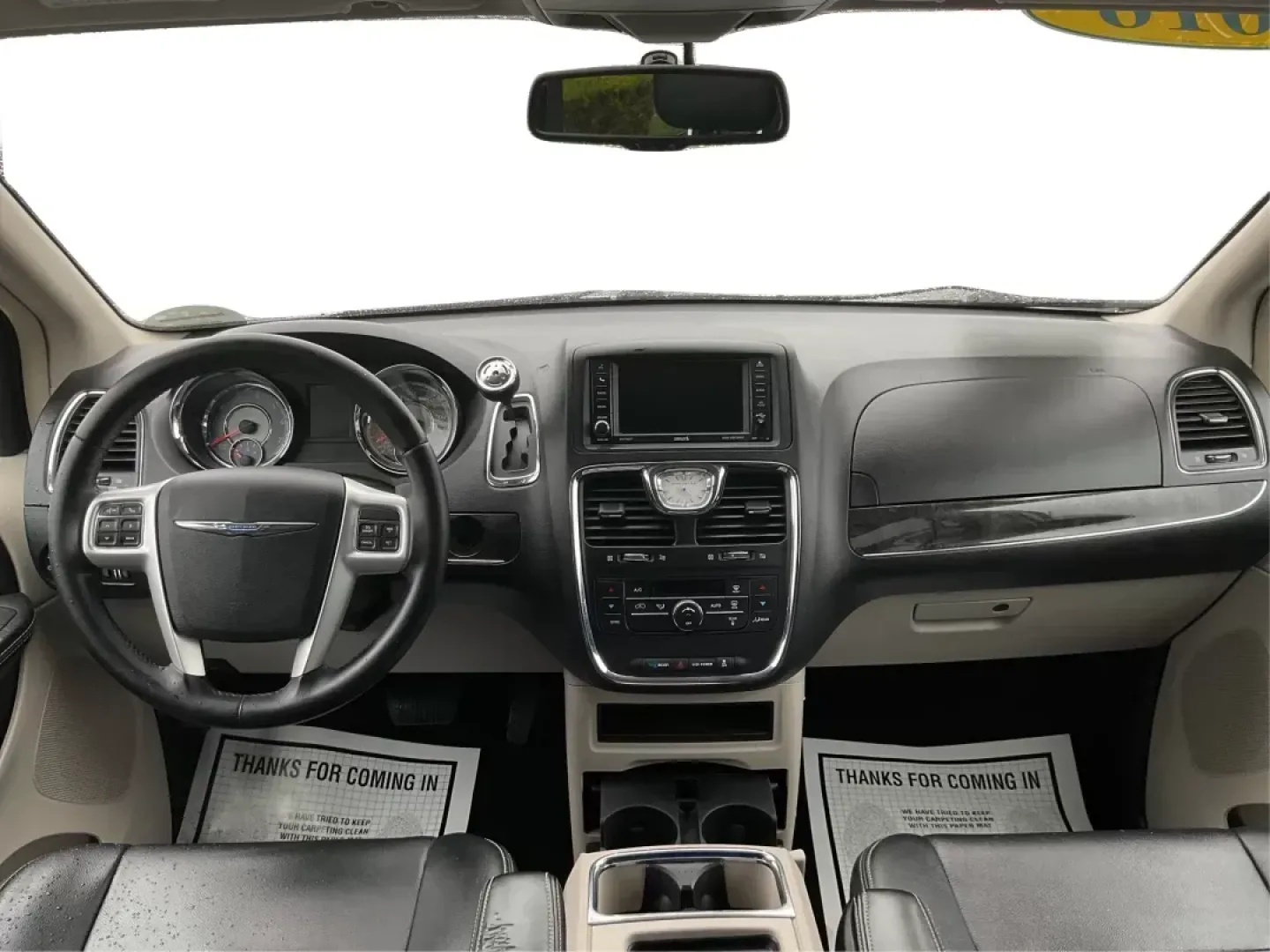 2016 Chrysler Town and Country Touring (2C4RC1BG6GR) with an Pentastar 3.6L V-6 DOHC engine, located at 1230 East Main St, Xenia, OH, 45385, (937) 908-9800, 39.688042, -83.910538 - Photo#20