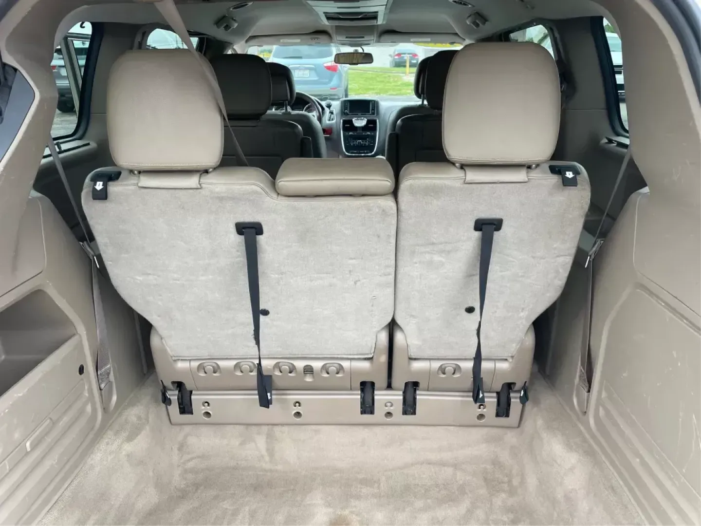 2016 Chrysler Town and Country Touring (2C4RC1BG8GR) with an Pentastar 3.6L V-6 DOHC engine, located at 1951 S Dayton Lakeview Rd., New Carlisle, OH, 45344, (937) 908-9800, 39.890999, -84.050255 - Photo#11