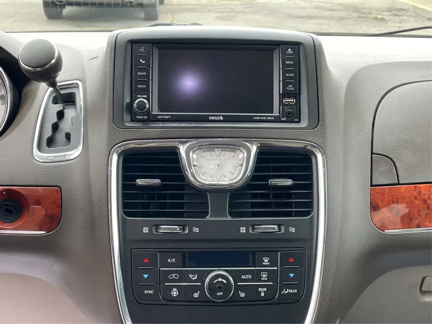 2016 Chrysler Town and Country Touring (2C4RC1BG8GR) with an Pentastar 3.6L V-6 DOHC engine, located at 1951 S Dayton Lakeview Rd., New Carlisle, OH, 45344, (937) 908-9800, 39.890999, -84.050255 - Photo#12