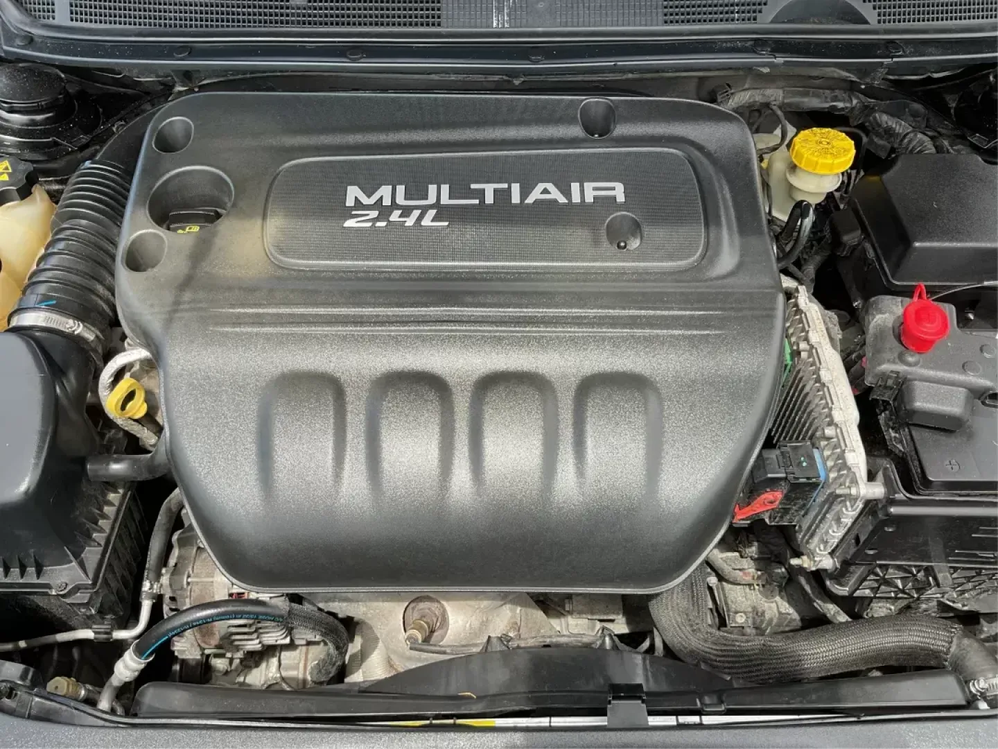 2016 Dodge Dart GT (1C3CDFEB4GD) with an Tigershark MultiAir 2.4L I-4 variable valve contro engine, located at 4508 South Dixie Dr, Moraine, OH, 45439, (937) 908-9800, 39.807072, -84.031563 - Photo#10