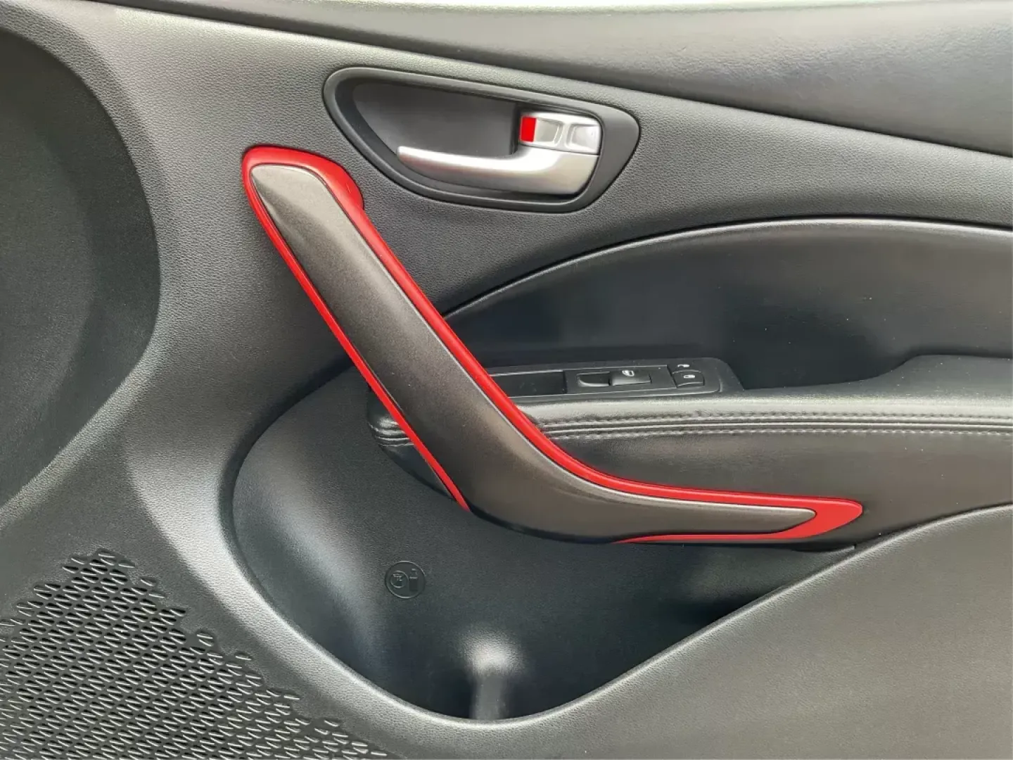 2016 Dodge Dart GT (1C3CDFEB4GD) with an Tigershark MultiAir 2.4L I-4 variable valve contro engine, located at 4508 South Dixie Dr, Moraine, OH, 45439, (937) 908-9800, 39.807072, -84.031563 - Photo#19