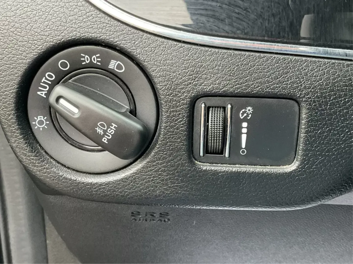 2016 Dodge Grand Caravan SXT (2C4RDGCG6GR) with an Pentastar 3.6L V-6 DOHC engine, located at 1951 S Dayton Lakeview Rd., New Carlisle, OH, 45344, (937) 908-9800, 39.890999, -84.050255 - Photo#16