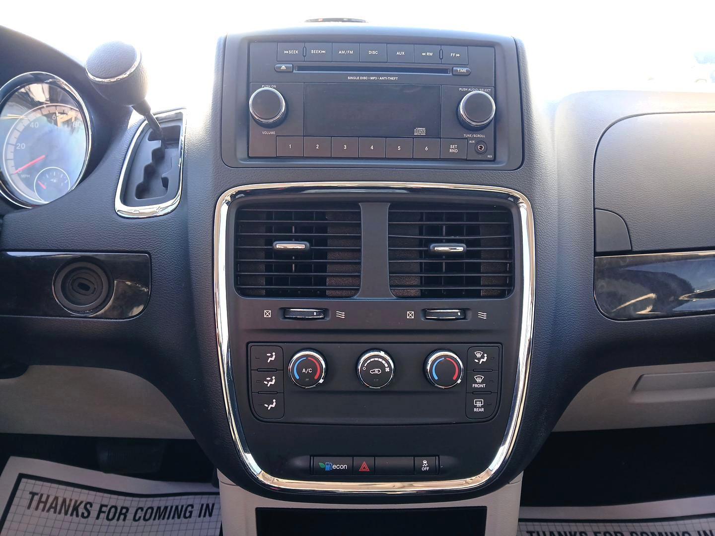 2016 Dodge Grand Caravan Ext (2C4RDGBG2GR) with an 3.6L V6 DOCH 24V engine, located at 401 Woodman Dr, Riverside, OH, 45431, (937) 908-9800, 39.761024, -84.120956 - Photo#12
