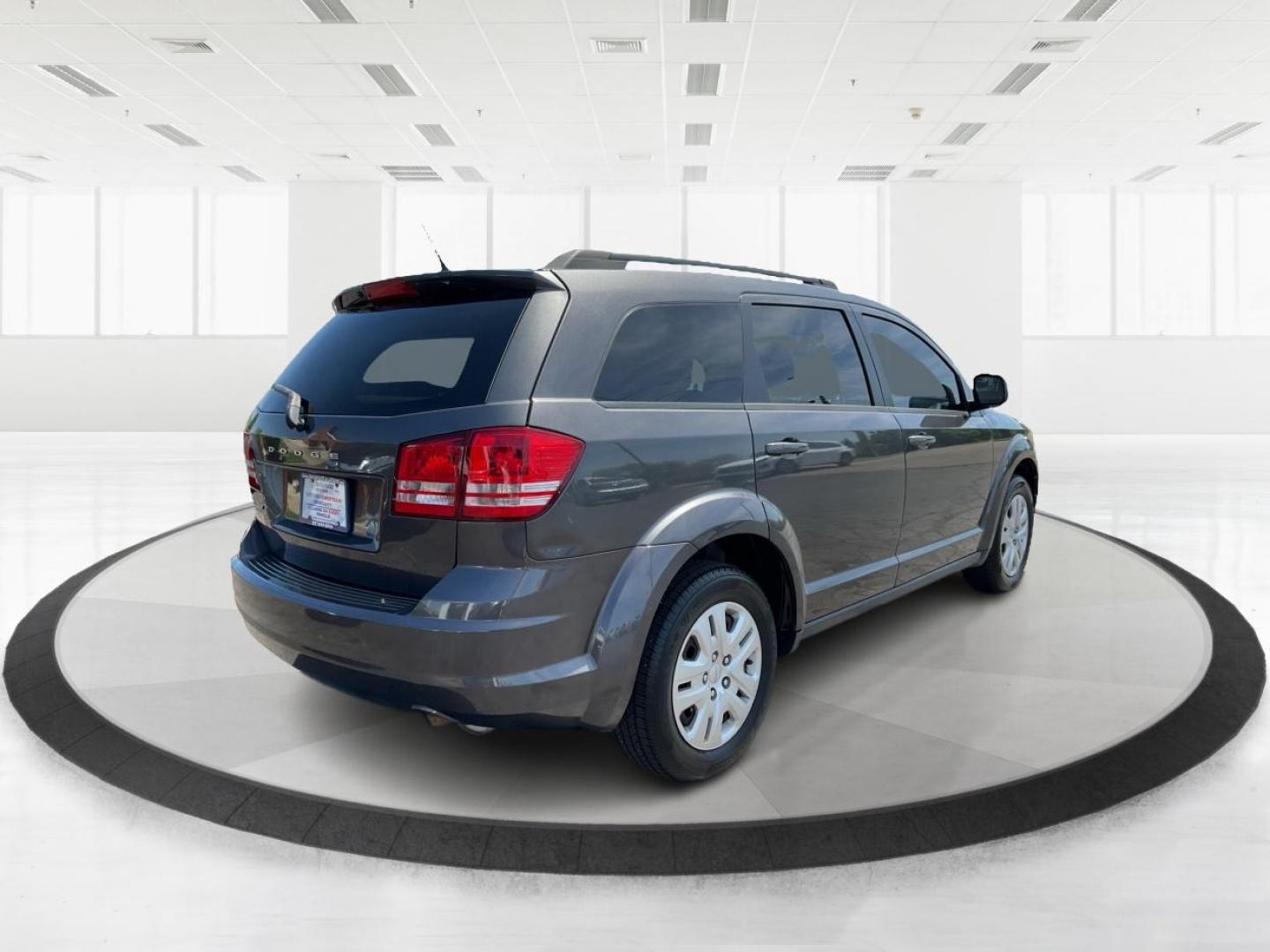 2016 Dodge Journey SE (3C4PDCAB7GT) with an 2.4L L4 DOHC 16V engine, 4-Speed Automatic transmission, located at 1184 Kauffman Ave, Fairborn, OH, 45324, (937) 908-9800, 39.807072, -84.031563 - Photo#2