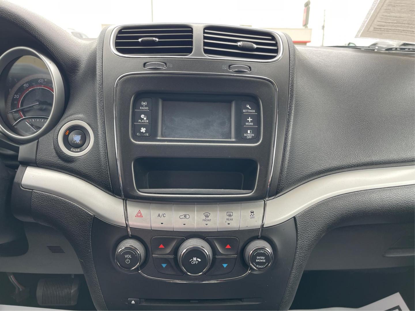 2016 Granite Crystal Metallic Clear Coat Dodge Journey Crossroad FWD (3C4PDCGBXGT) with an 2.4L L4 DOHC 16V engine, 4-Speed Automatic transmission, located at 1230 East Main St, Xenia, OH, 45385, (937) 908-9800, 39.688042, -83.910538 - Photo#12