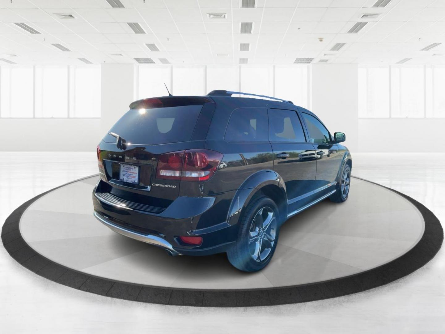 2016 Dodge Journey Crossroad (3C4PDCGG0GT) with an Other engine, located at 1230 East Main St, Xenia, OH, 45385, (937) 908-9800, 39.688042, -83.910538 - Photo#2