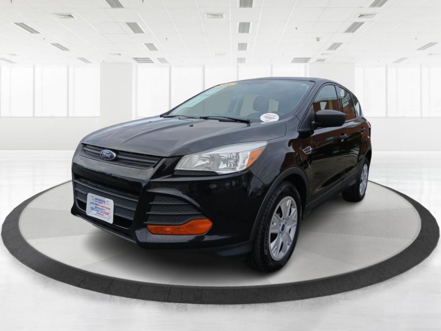 2016 Ford Escape S FWD (1FMCU0F7XGU) with an 2.5L L4 DOHC 16V engine, 6-Speed Automatic transmission, located at 401 Woodman Dr, Riverside, OH, 45431, (937) 908-9800, 39.761024, -84.120956 - Photo#7