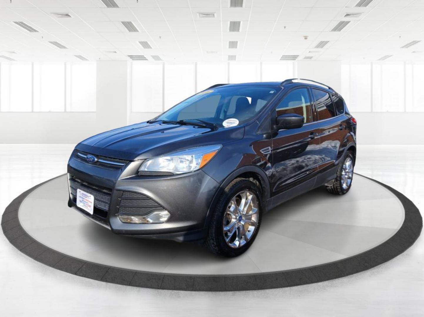 2016 Ford Escape SE 4WD (1FMCU9G91GU) with an 2.0L L4 DOHC 16V engine, 6-Speed Automatic transmission, located at 1184 Kauffman Ave, Fairborn, OH, 45324, (937) 908-9800, 39.807072, -84.031563 - Photo#7