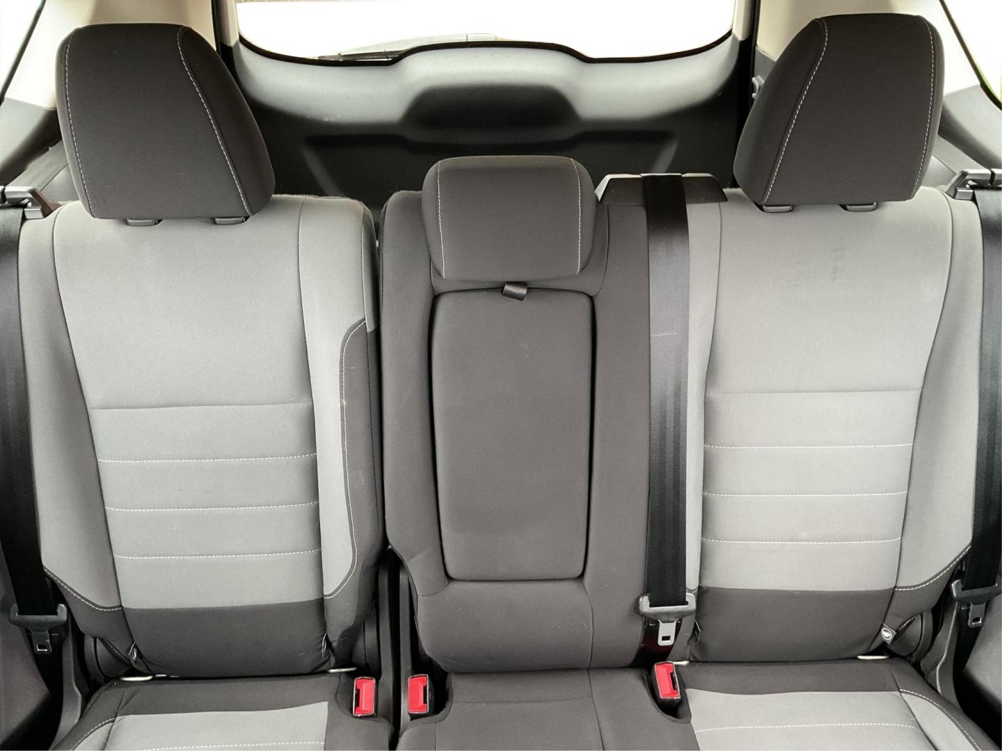 2016 Ford Escape SE (1FMCU9G96GU) with an EcoBoost 1.6L I-4 gasoline direct injection engine, located at 880 E. National Road, OH, 45377, (937) 908-9800, 39.891918, -84.183975 - Photo#12