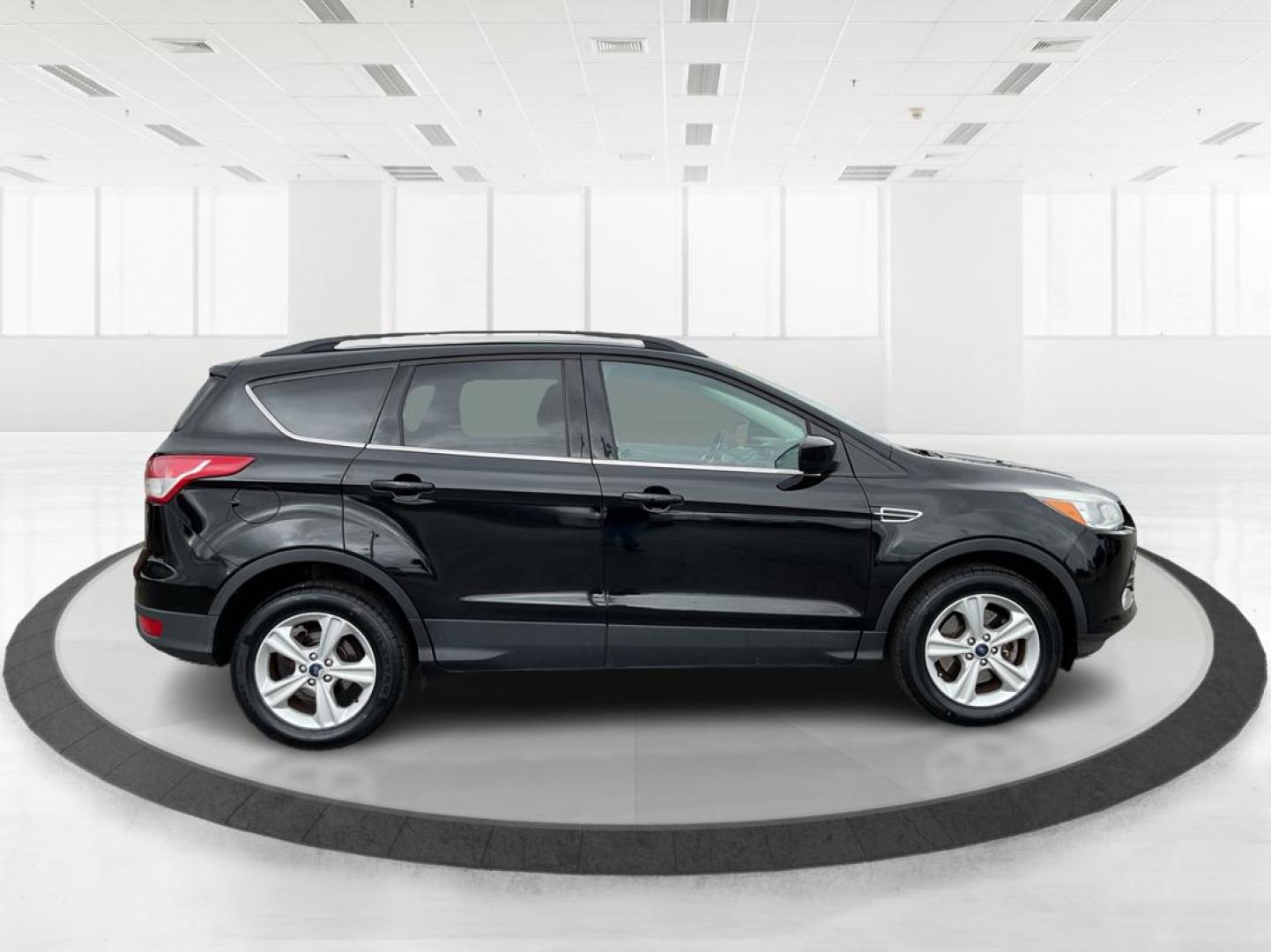 2016 Ford Escape SE (1FMCU9G96GU) with an EcoBoost 1.6L I-4 gasoline direct injection engine, located at 880 E. National Road, OH, 45377, (937) 908-9800, 39.891918, -84.183975 - Photo#1