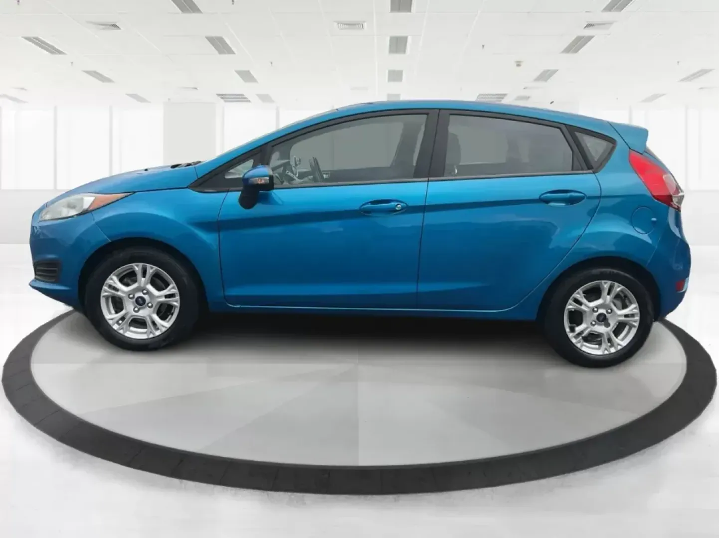 2016 Ford Fiesta SE (3FADP4EJ7GM) with an Other engine, located at 1184 Kauffman Ave, Fairborn, OH, 45324, (937) 908-9800, 39.807072, -84.031563 - Photo#3