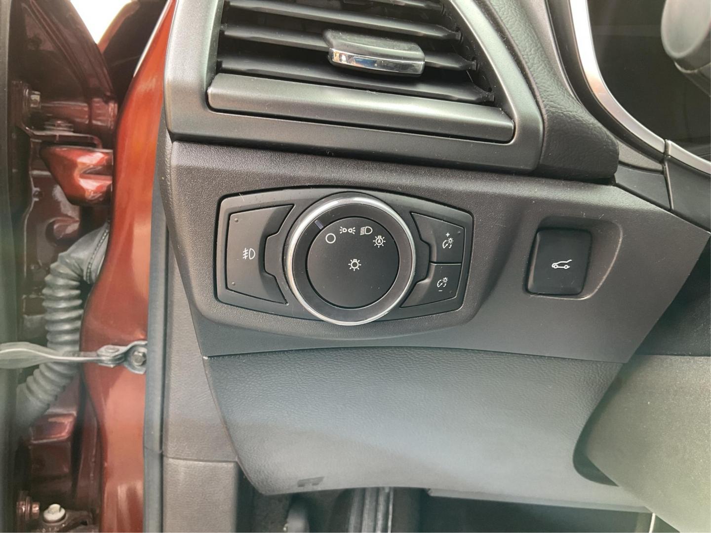 2016 Ford Fusion Titanium (3FA6P0K92GR) with an EcoBoost 2L I-4 gasoline direct injection engine, located at 1184 Kauffman Ave, Fairborn, OH, 45324, (937) 908-9800, 39.807072, -84.031563 - Photo#16
