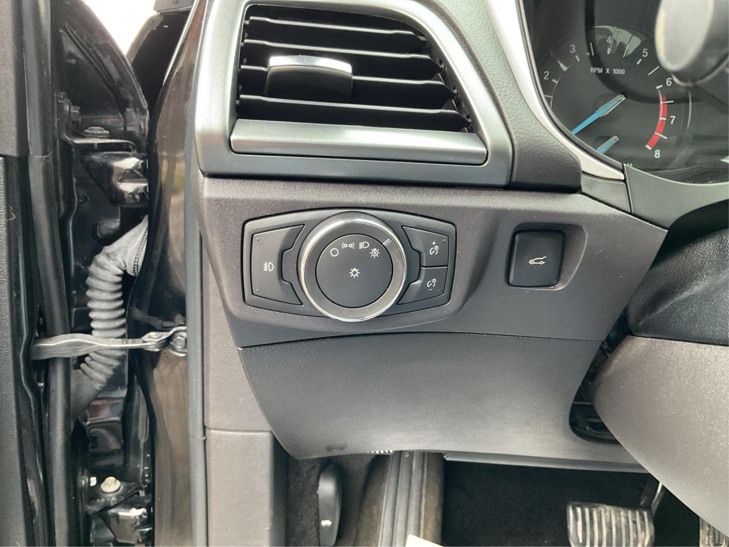 2016 Ford Fusion S (3FA6P0G75GR) with an Duratec 2.5L I-4 DOHC engine, located at 1099 N County Rd 25A , Troy, OH, 45373, (937) 908-9800, 40.057041, -84.215462 - Photo#16