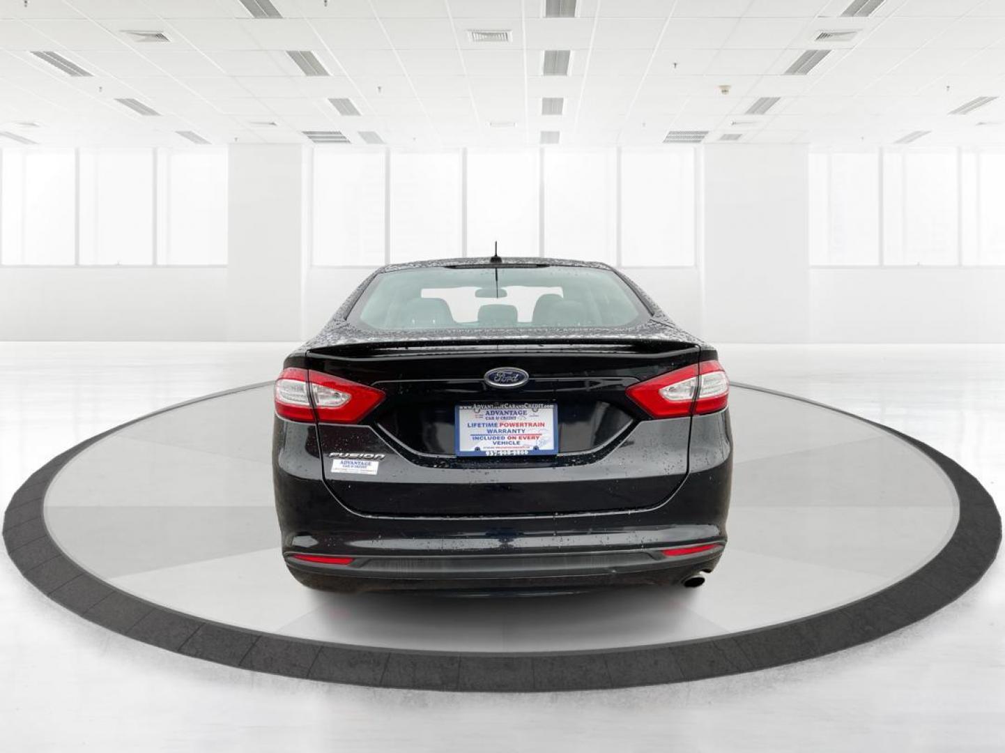 2016 Ford Fusion S (3FA6P0G75GR) with an Duratec 2.5L I-4 DOHC engine, located at 1099 N County Rd 25A , Troy, OH, 45373, (937) 908-9800, 40.057041, -84.215462 - Photo#3