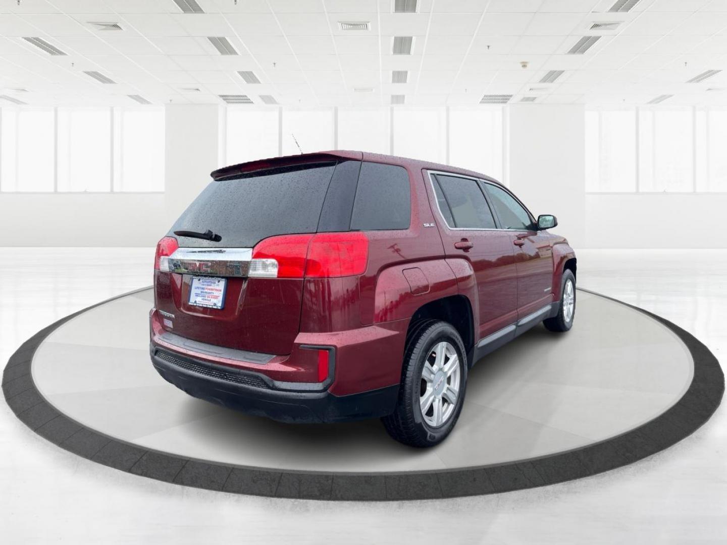 2016 GMC Terrain SLE1 FWD (2GKALMEK9G6) with an 2.4L L4 DOHC 16V engine, 6-Speed Automatic transmission, located at 4508 South Dixie Dr, Moraine, OH, 45439, (937) 908-9800, 39.807072, -84.031563 - Photo#2