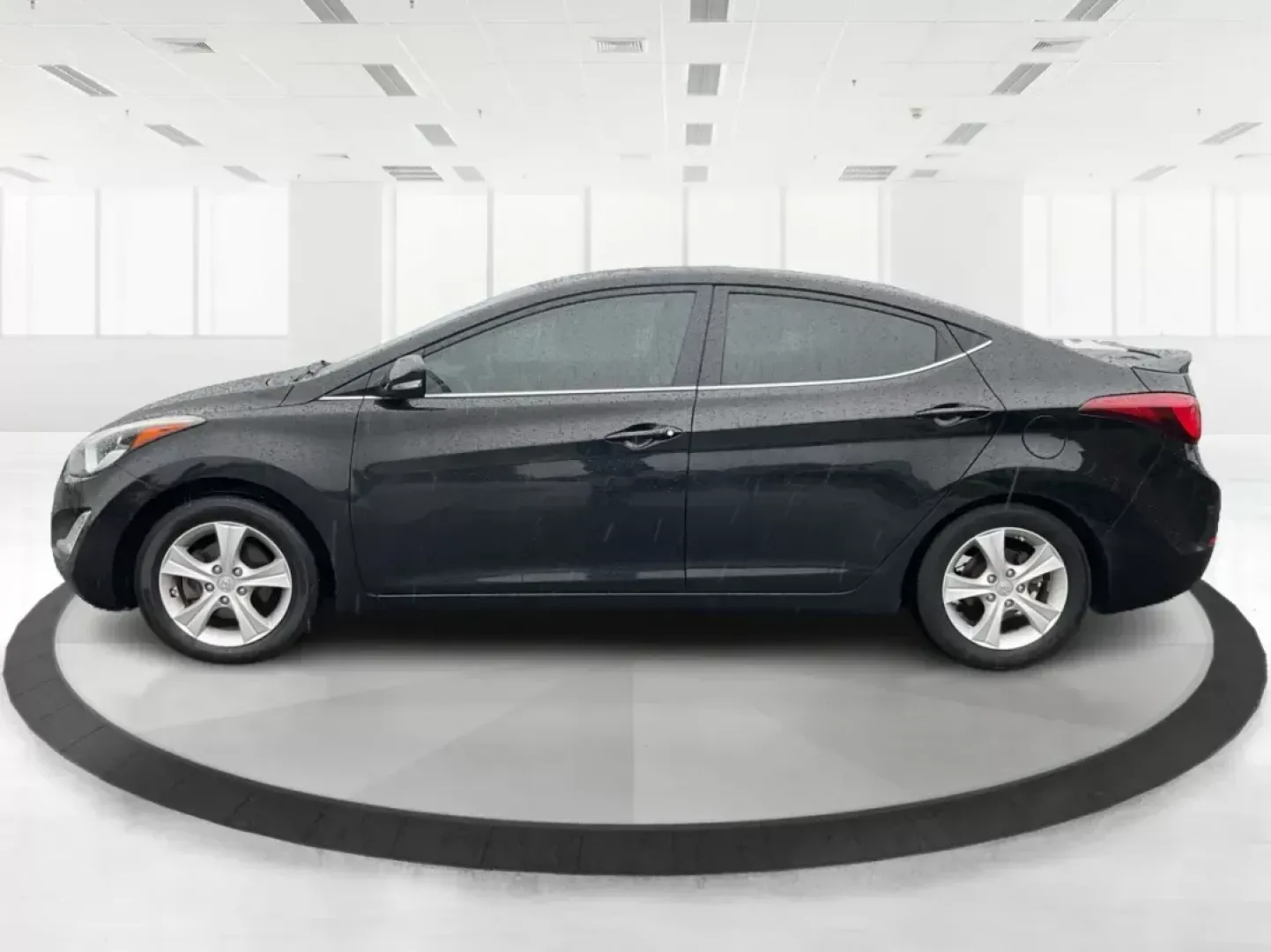 2016 Hyundai Elantra Value Edition (5NPDH4AE1GH) with an Nu 1.8L I-4 DOHC engine, located at 1230 East Main St, Xenia, OH, 45385, (937) 908-9800, 39.688042, -83.910538 - Photo#4