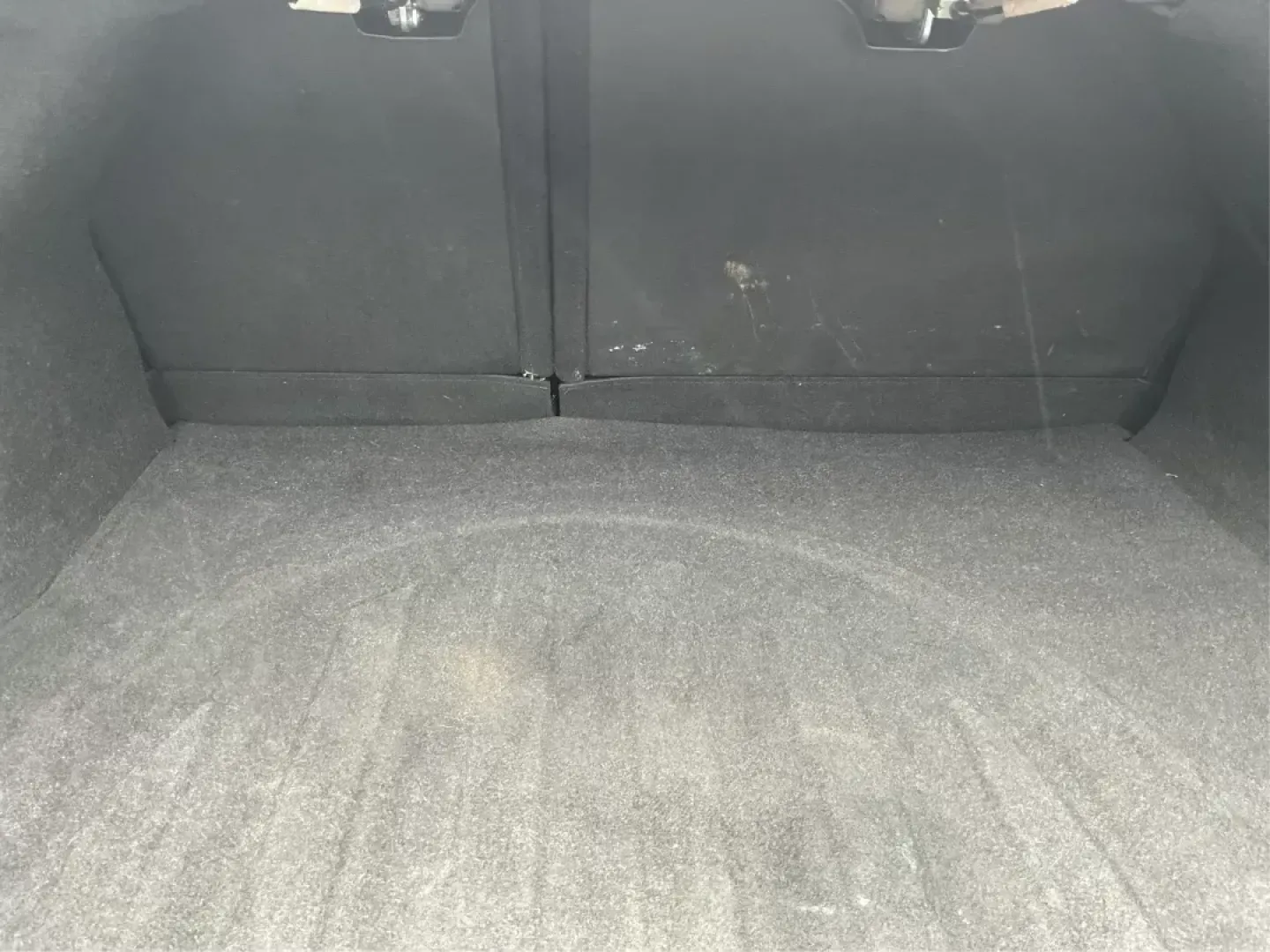 2016 Hyundai Elantra Value Edition (5NPDH4AE1GH) with an Nu 1.8L I-4 DOHC engine, located at 1230 East Main St, Xenia, OH, 45385, (937) 908-9800, 39.688042, -83.910538 - Photo#10