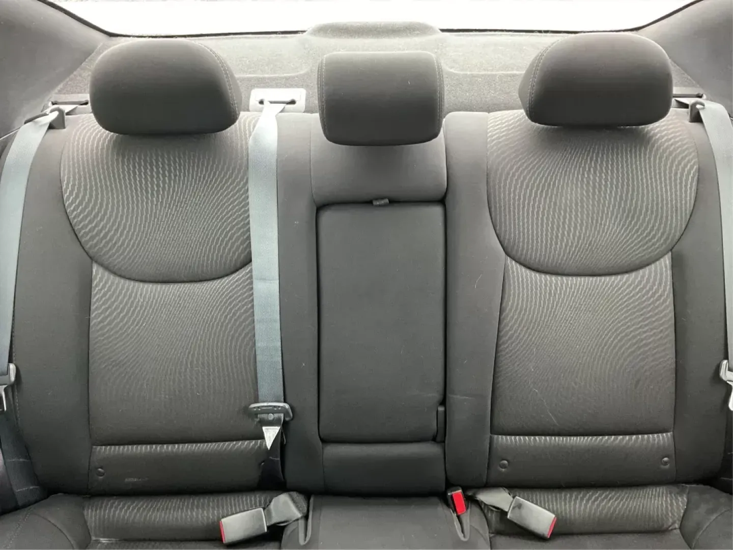 2016 Hyundai Elantra Value Edition (5NPDH4AE1GH) with an Nu 1.8L I-4 DOHC engine, located at 1230 East Main St, Xenia, OH, 45385, (937) 908-9800, 39.688042, -83.910538 - Photo#12