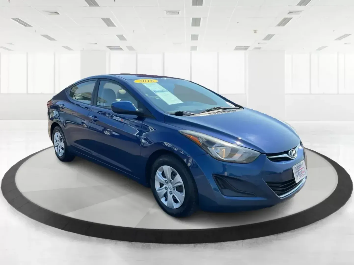 2016 Hyundai Elantra SE (5NPDH4AE5GH) with an Nu 1.8L I-4 DOHC engine, located at 1230 East Main St, Xenia, OH, 45385, (937) 908-9800, 39.688042, -83.910538 - Photo#0