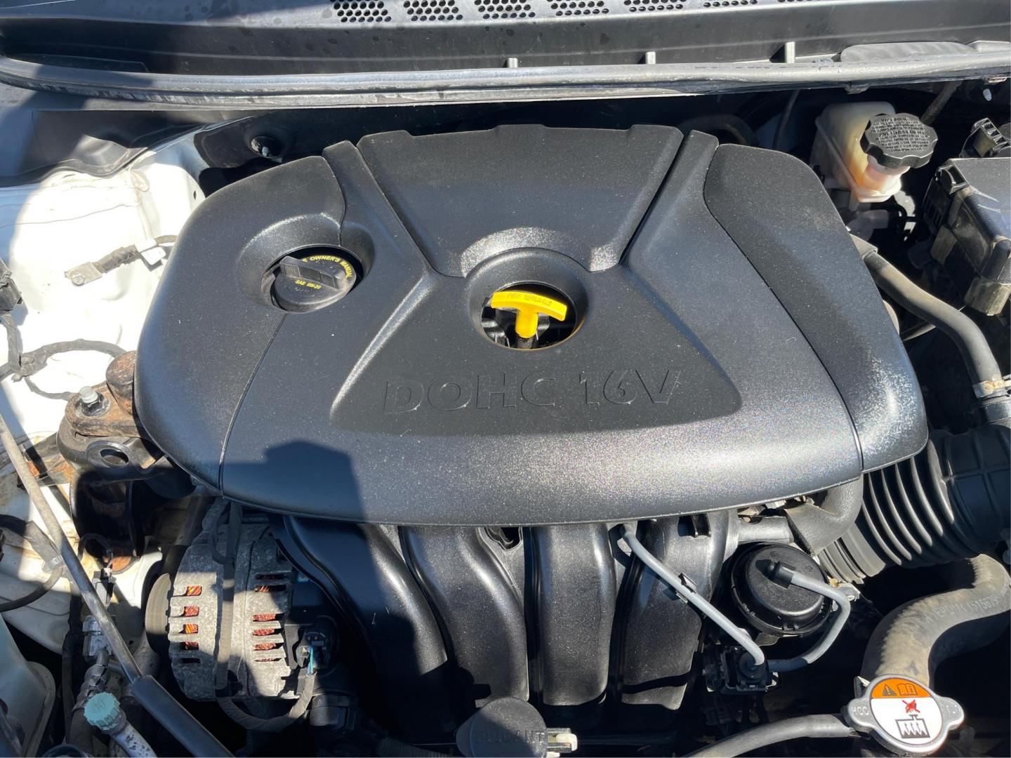 2016 Hyundai Elantra Value Edition (5NPDH4AE8GH) with an Nu 1.8L I-4 DOHC engine, located at 401 Woodman Dr, Riverside, OH, 45431, (937) 908-9800, 39.761024, -84.120956 - Photo#9