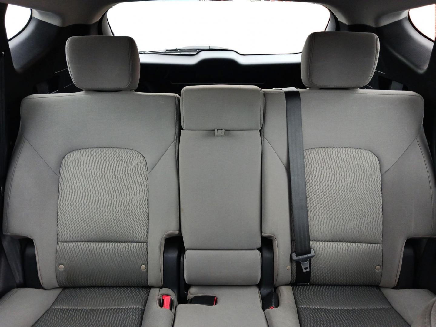 2016 Hyundai Santa Fe Sport 2.4 FWD (5XYZT3LB2GG) with an 2.4L L4 DOHC 16V engine, 6-Speed Automatic transmission, located at 1184 Kauffman Ave, Fairborn, OH, 45324, (937) 908-9800, 39.807072, -84.031563 - Photo#13
