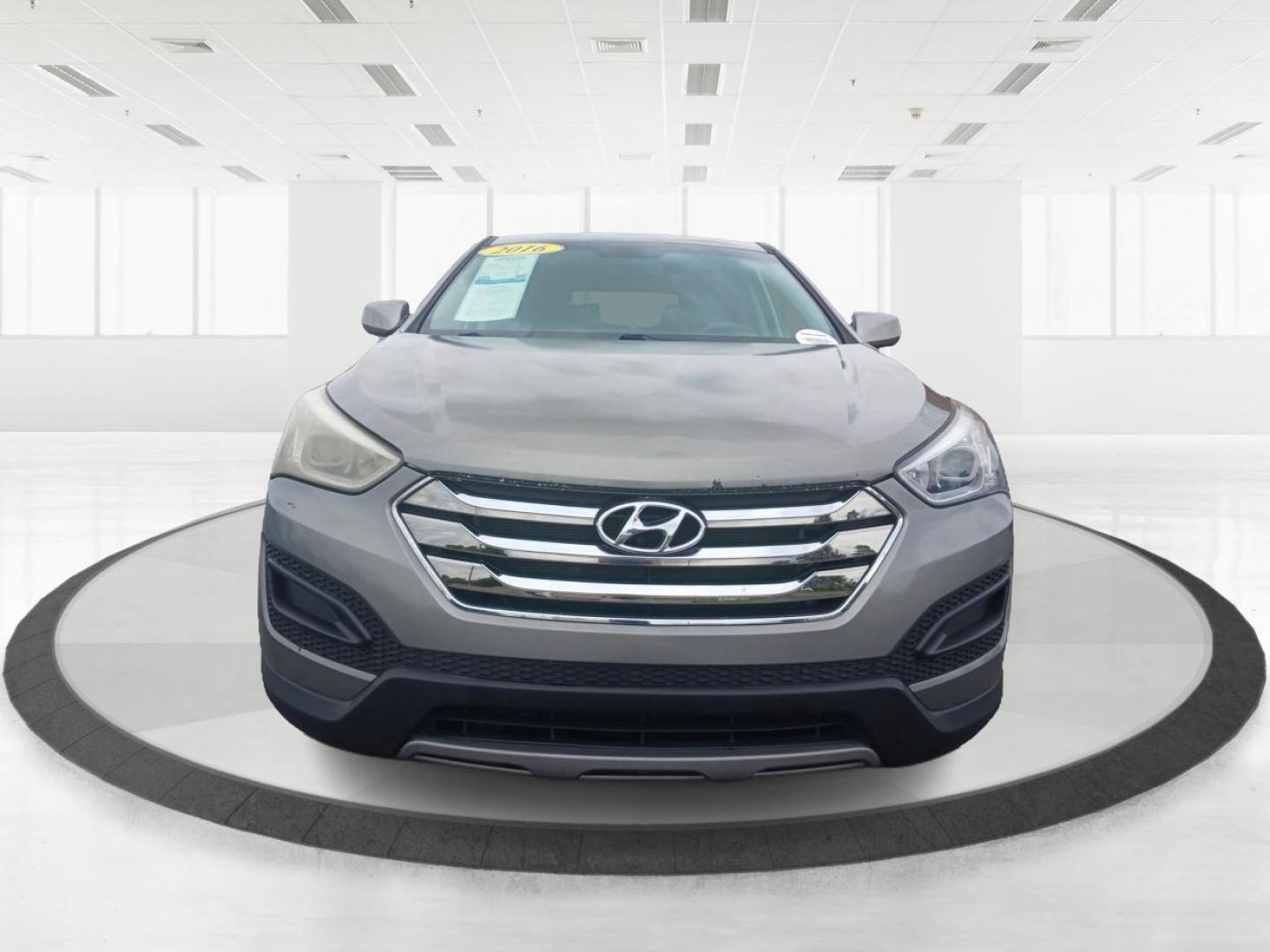 2016 Hyundai Santa Fe Sport 2.4 FWD (5XYZT3LB2GG) with an 2.4L L4 DOHC 16V engine, 6-Speed Automatic transmission, located at 1184 Kauffman Ave, Fairborn, OH, 45324, (937) 908-9800, 39.807072, -84.031563 - Photo#6