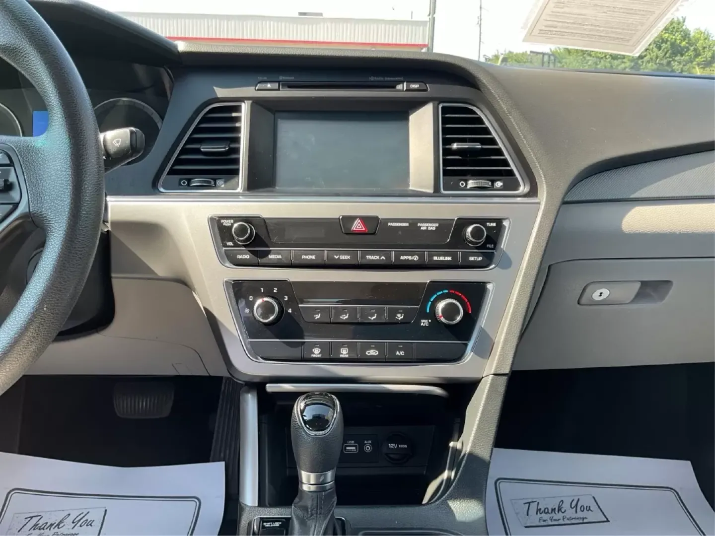 2016 Hyundai Sonata SE (5NPE24AF8GH) with an 2.4L I-4 gasoline direct injection engine, located at 1184 Kauffman Ave, Fairborn, OH, 45324, (937) 908-9800, 39.807072, -84.031563 - Photo#12
