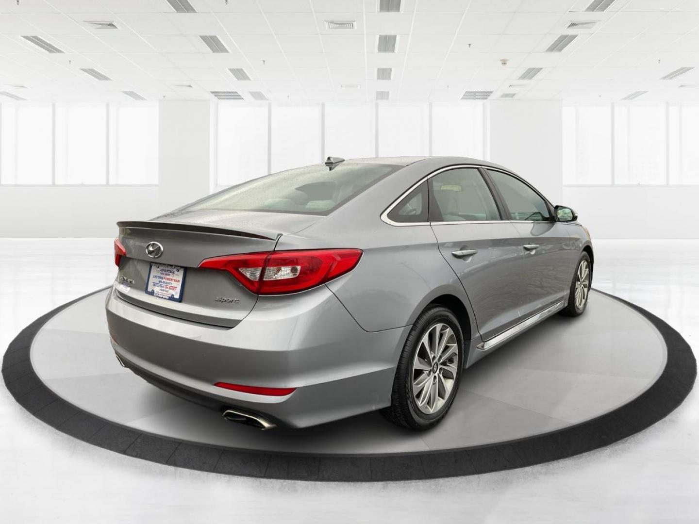 2016 Hyundai Sonata Sport (5NPE34AF1GH) with an 2.4L I-4 gasoline direct injection engine, located at 1184 Kauffman Ave, Fairborn, OH, 45324, (937) 908-9800, 39.807072, -84.031563 - Photo#2