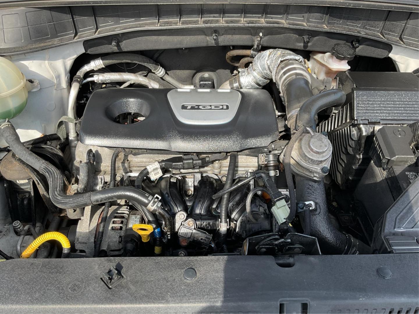 2016 Hyundai Tucson Limited (KM8J3CA20GU) with an 1.6L I-4 gasoline direct injection engine, located at 1099 N County Rd 25A , Troy, OH, 45373, (937) 908-9800, 40.057041, -84.215462 - Photo#10