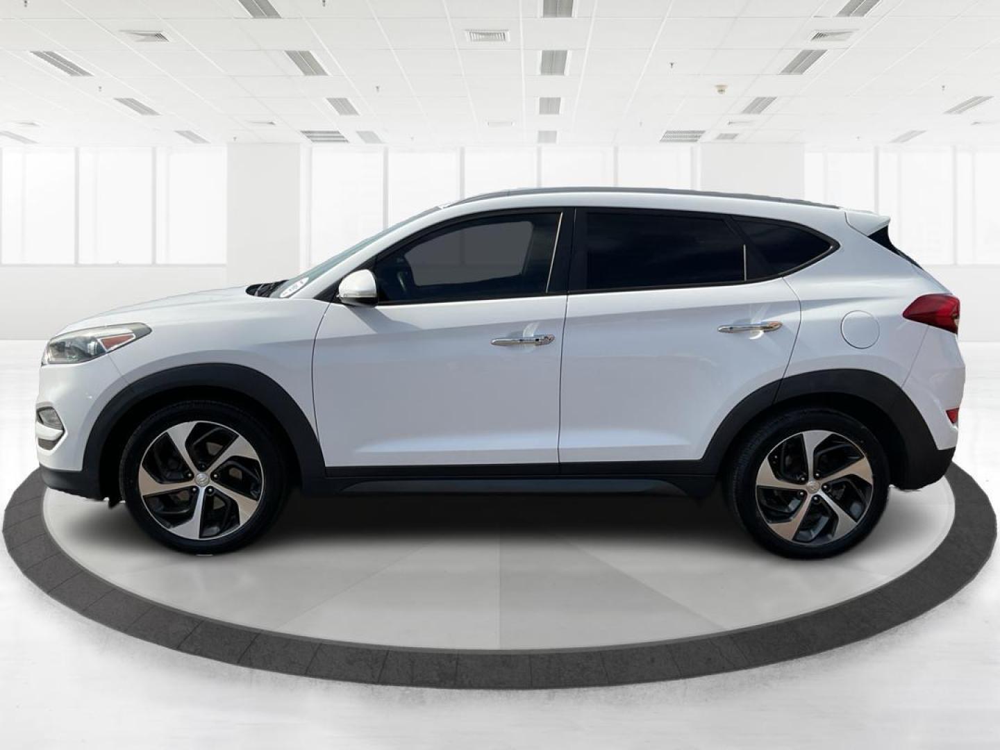2016 Hyundai Tucson Limited (KM8J3CA20GU) with an 1.6L I-4 gasoline direct injection engine, located at 1099 N County Rd 25A , Troy, OH, 45373, (937) 908-9800, 40.057041, -84.215462 - Photo#5