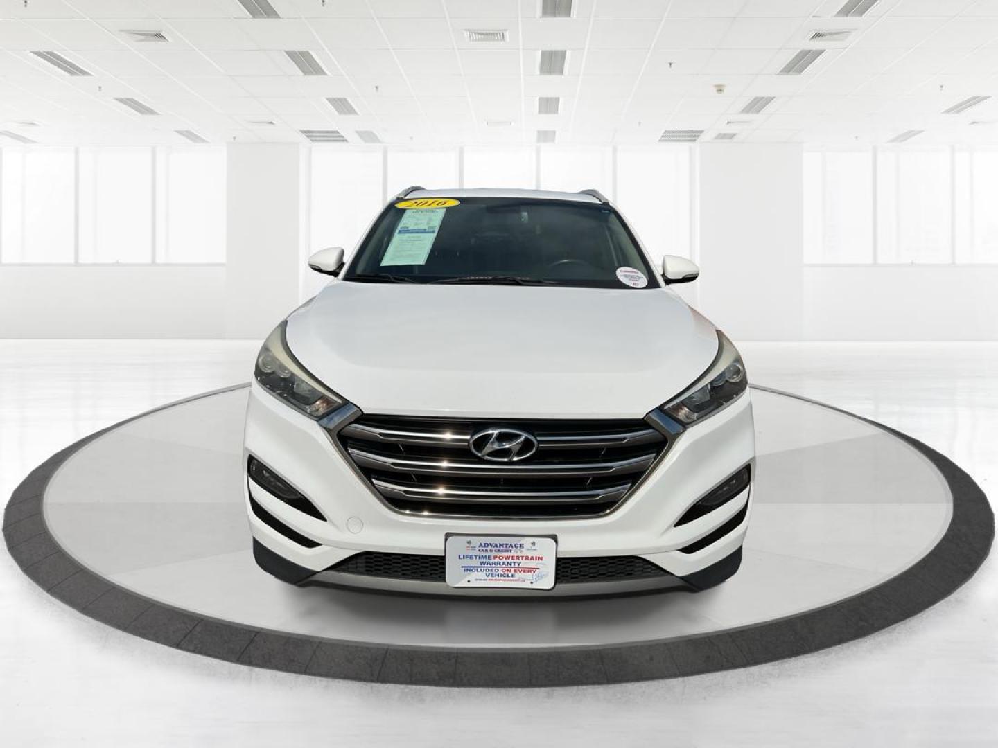 2016 Hyundai Tucson Limited (KM8J3CA20GU) with an 1.6L I-4 gasoline direct injection engine, located at 1099 N County Rd 25A , Troy, OH, 45373, (937) 908-9800, 40.057041, -84.215462 - Photo#6