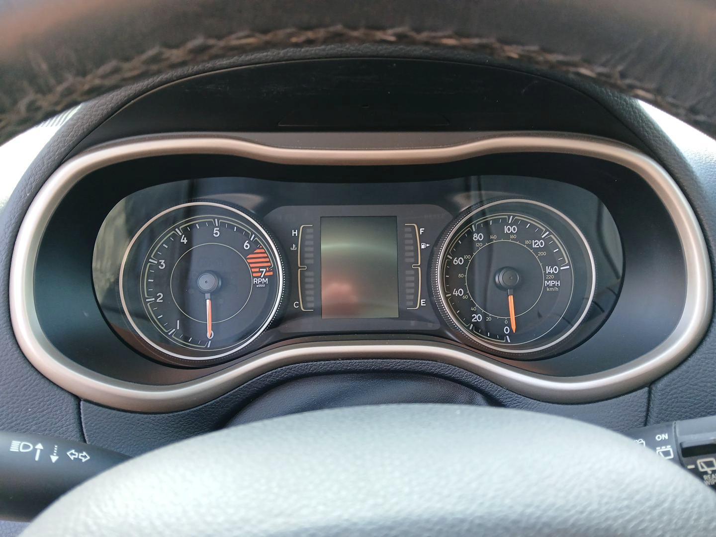 2016 Jeep Cherokee Latitude FWD (1C4PJLCB1GW) with an 2.4L L4 DOHC 16V engine, 9-Speed Automatic transmission, located at 4508 South Dixie Dr, Moraine, OH, 45439, (937) 908-9800, 39.807072, -84.031563 - Photo#14