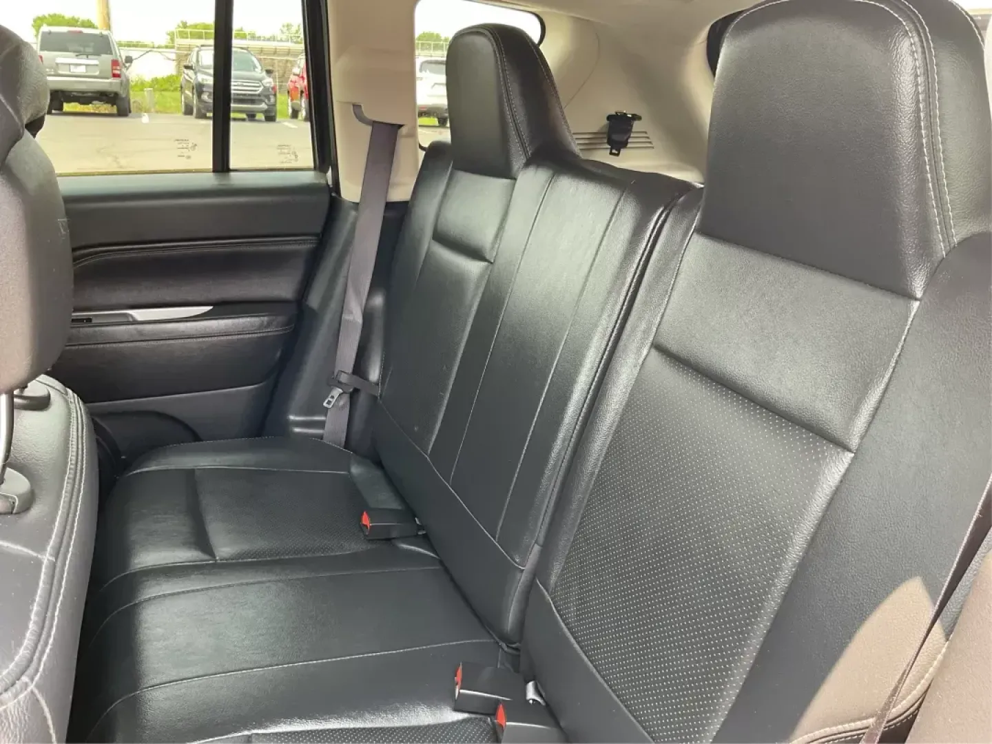 2016 Jeep Compass High Altitude Edition (1C4NJDEB9GD) with an 2.4L I-4 DOHC engine, located at 880 E. National Road, OH, 45377, (937) 908-9800, 39.891918, -84.183975 - Photo#9