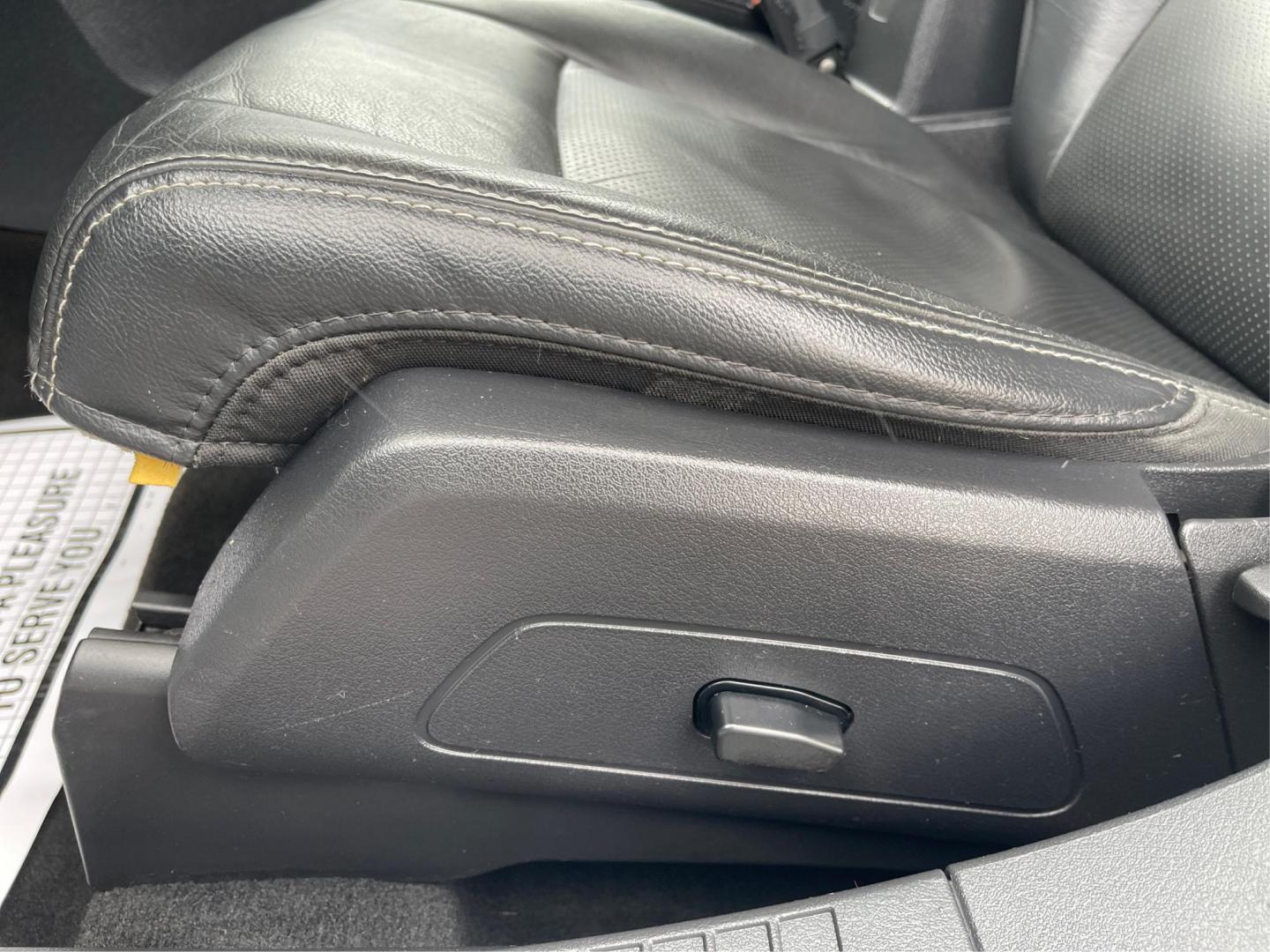 2016 Jeep Compass High Altitude (1C4NJCEA4GD) with an Other engine, located at 1184 Kauffman Ave, Fairborn, OH, 45324, (937) 908-9800, 39.807072, -84.031563 - Photo#15