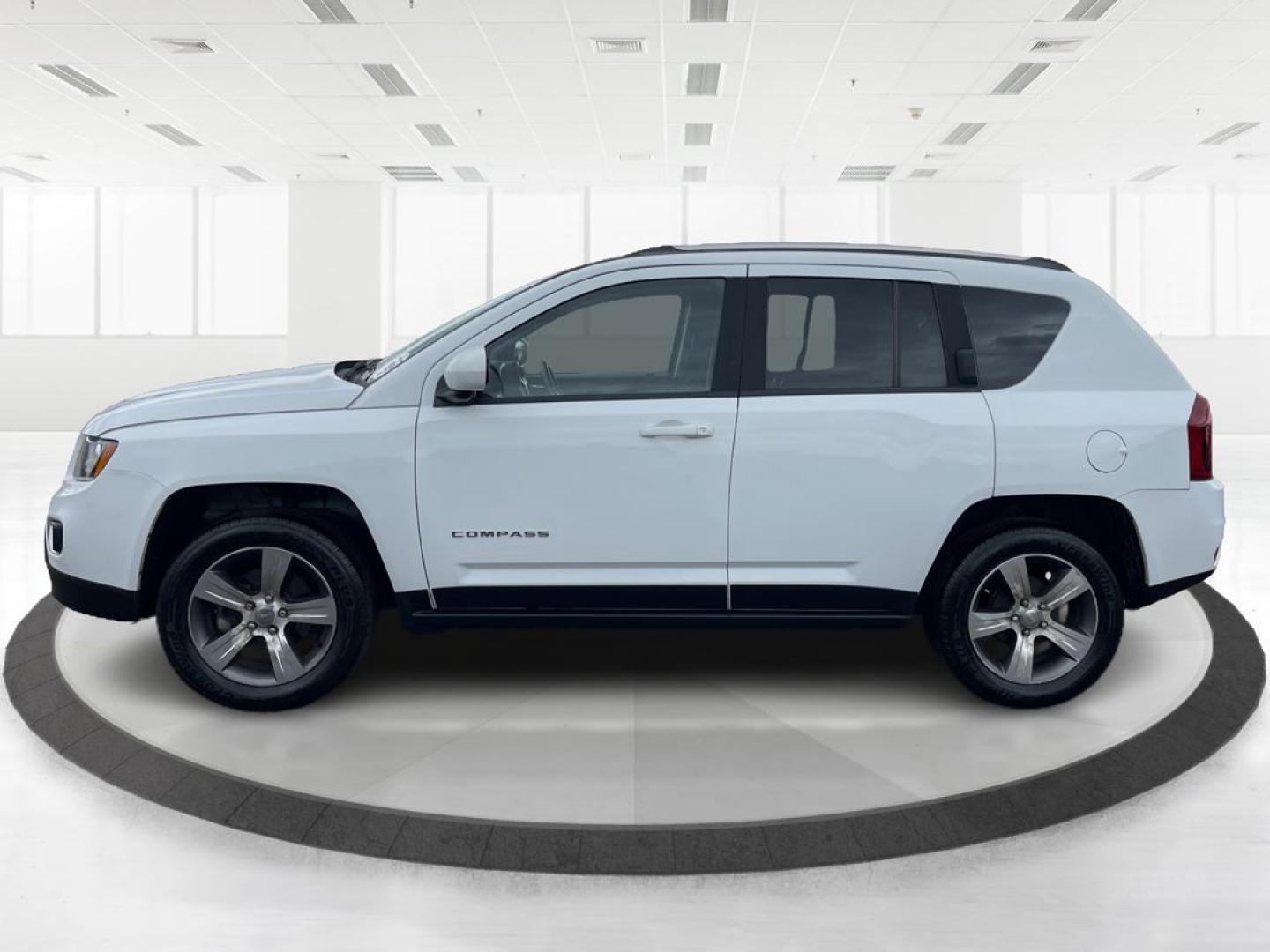 2016 Jeep Compass High Altitude (1C4NJCEA4GD) with an Other engine, located at 1184 Kauffman Ave, Fairborn, OH, 45324, (937) 908-9800, 39.807072, -84.031563 - Photo#5