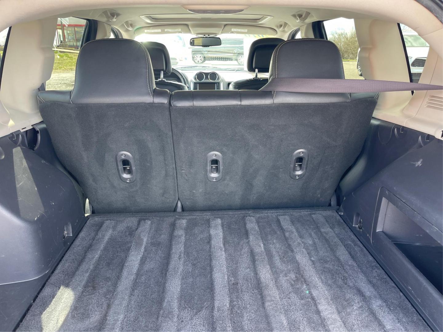 2016 Jeep Compass High Altitude Edition (1C4NJCEA4GD) with an 2L I-4 DOHC engine, located at 401 Woodman Dr, Riverside, OH, 45431, (937) 908-9800, 39.761024, -84.120956 - Photo#10