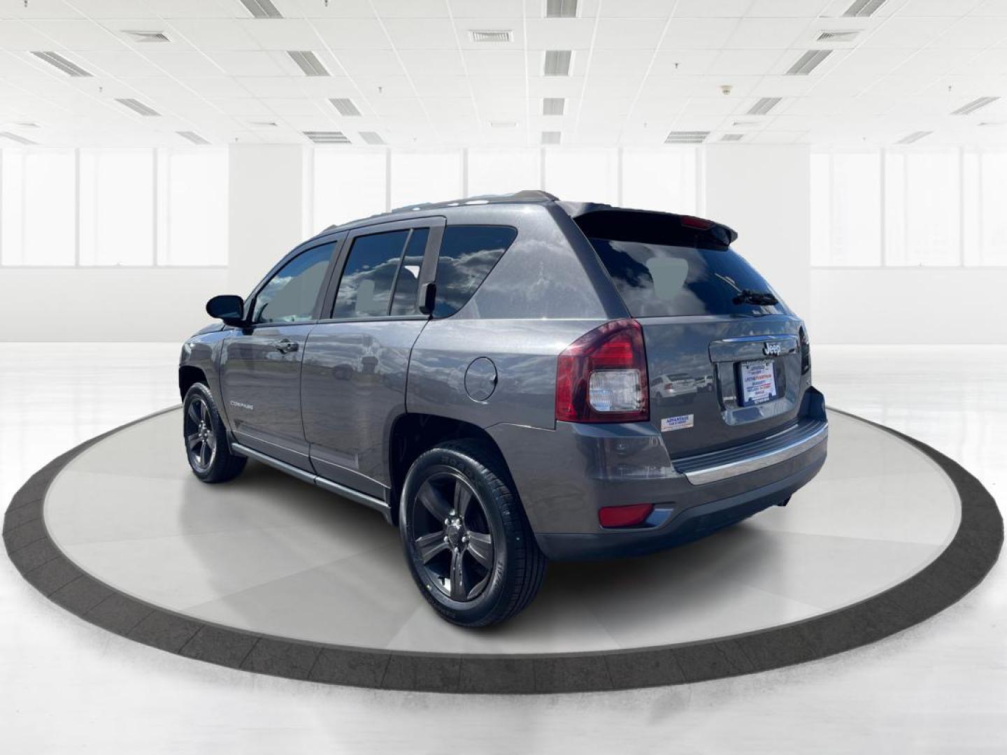 2016 Jeep Compass High Altitude Edition (1C4NJCEA4GD) with an 2L I-4 DOHC engine, located at 401 Woodman Dr, Riverside, OH, 45431, (937) 908-9800, 39.761024, -84.120956 - Photo#4