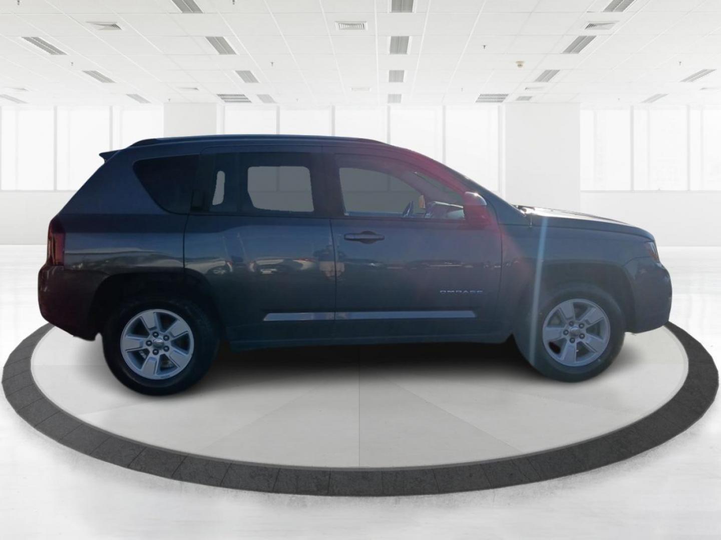 2016 Jeep Compass Latitude FWD (1C4NJCEB4GD) with an 2.4L L4 DOHC 16V engine, Continuously Variable Transmission transmission, located at 880 E. National Road, OH, 45377, (937) 908-9800, 39.891918, -84.183975 - Photo#1