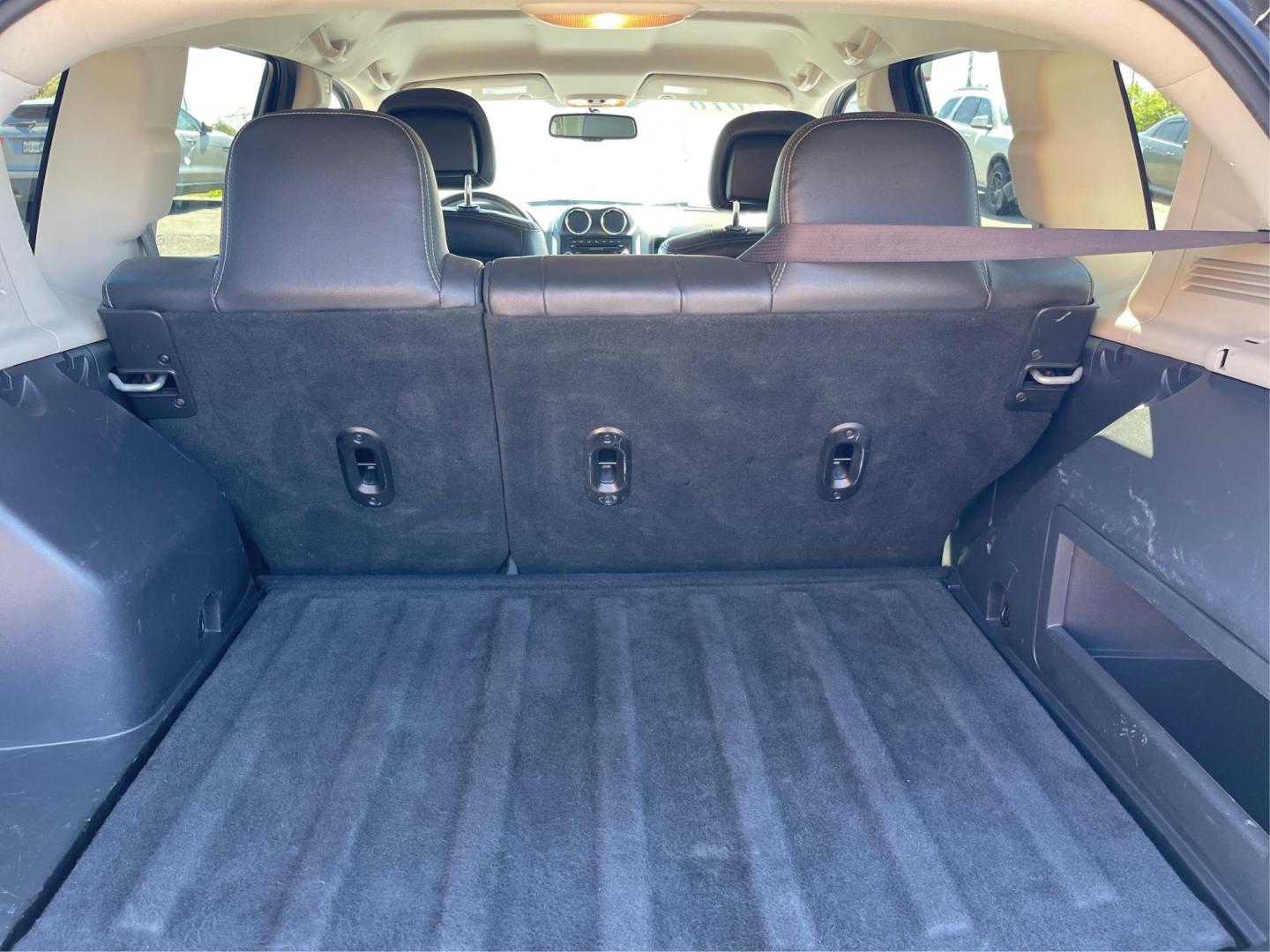 2016 Jeep Compass Latitude (1C4NJCEA2GD) with an Other engine, located at 880 E. National Road, OH, 45377, (937) 908-9800, 39.891918, -84.183975 - Photo#10