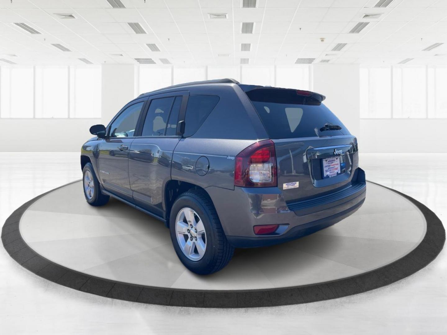 2016 Jeep Compass Latitude (1C4NJCEA2GD) with an Other engine, located at 880 E. National Road, OH, 45377, (937) 908-9800, 39.891918, -84.183975 - Photo#4