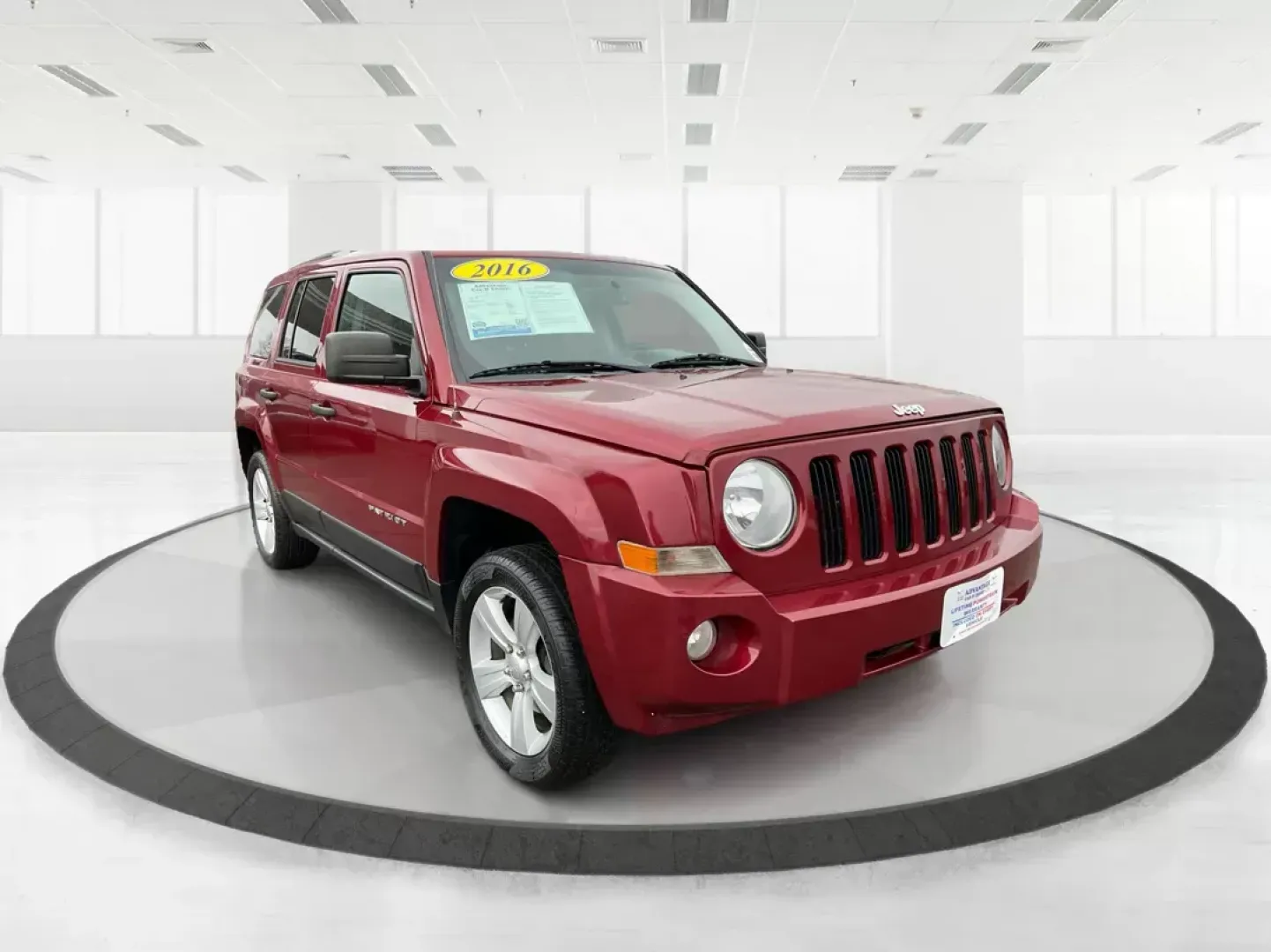 2016 Jeep Patriot Sport 2WD (1C4NJPBA4GD) with an 2.0L L4 DOHC 16V engine, located at 401 Woodman Dr, Riverside, OH, 45431, (937) 908-9800, 39.761024, -84.120956 - Photo#0
