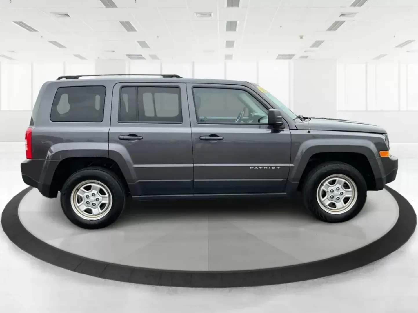2016 Jeep Patriot Sport (1C4NJRBB1GD) with an 2.4L I-4 DOHC engine, located at 880 E. National Road, OH, 45377, (937) 908-9800, 39.891918, -84.183975 - Photo#1
